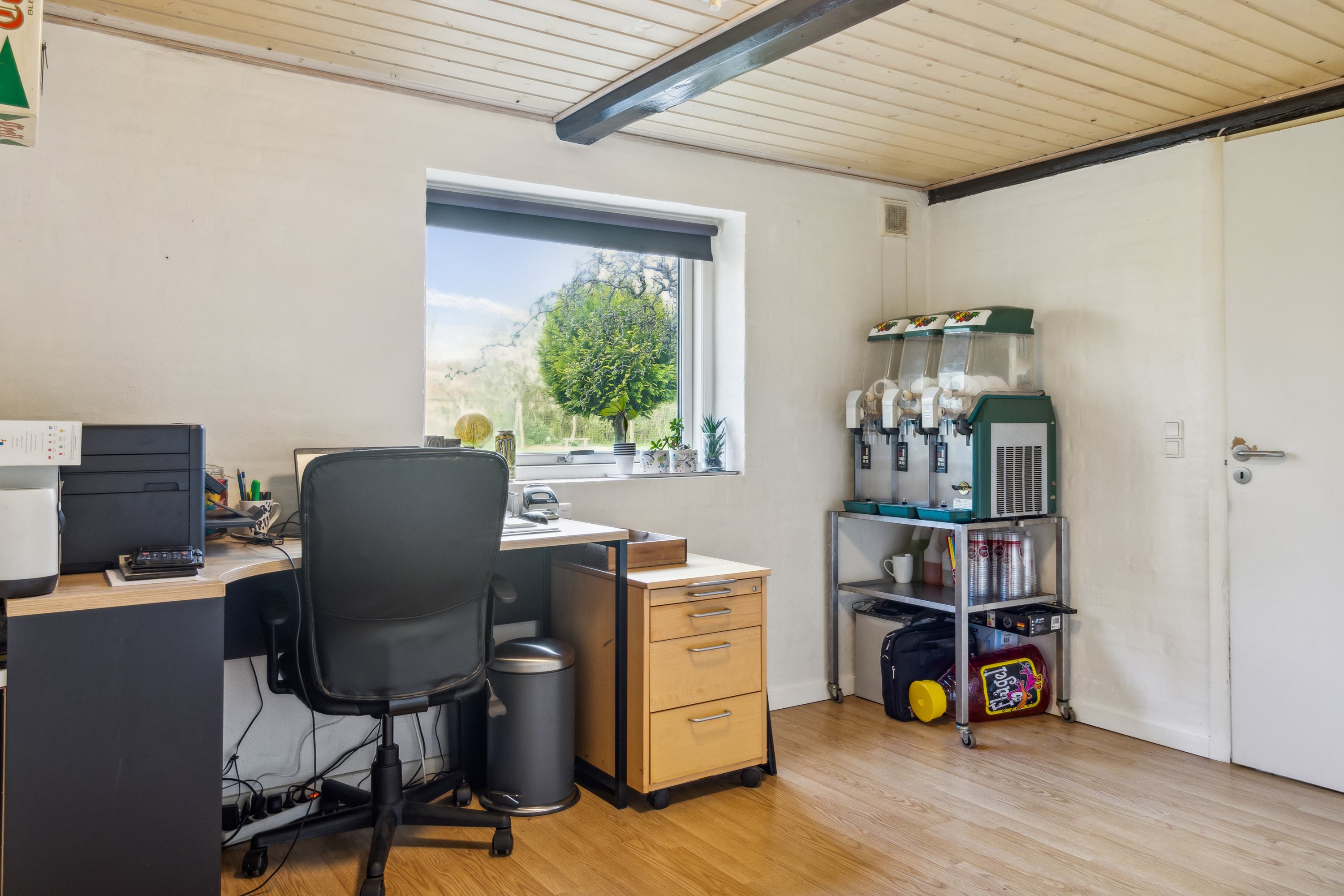 Fremhævet kontor billede i fuldskærmstilstand. Billede af Plougstrupvej 36, Jernvedlund, 6771 Gredstedbro