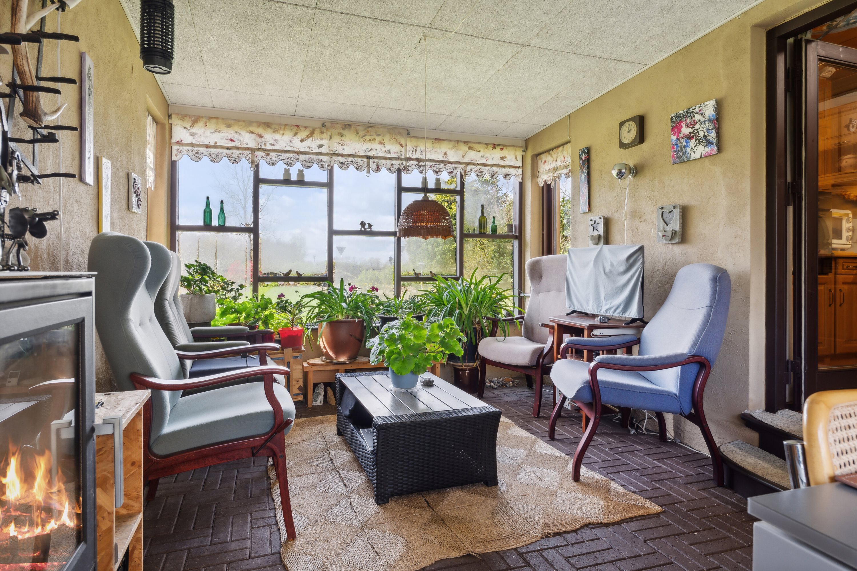 Fremhævet stue billede i fuldskærmstilstand. Billede af Bangsvej 2, 7430 Ikast