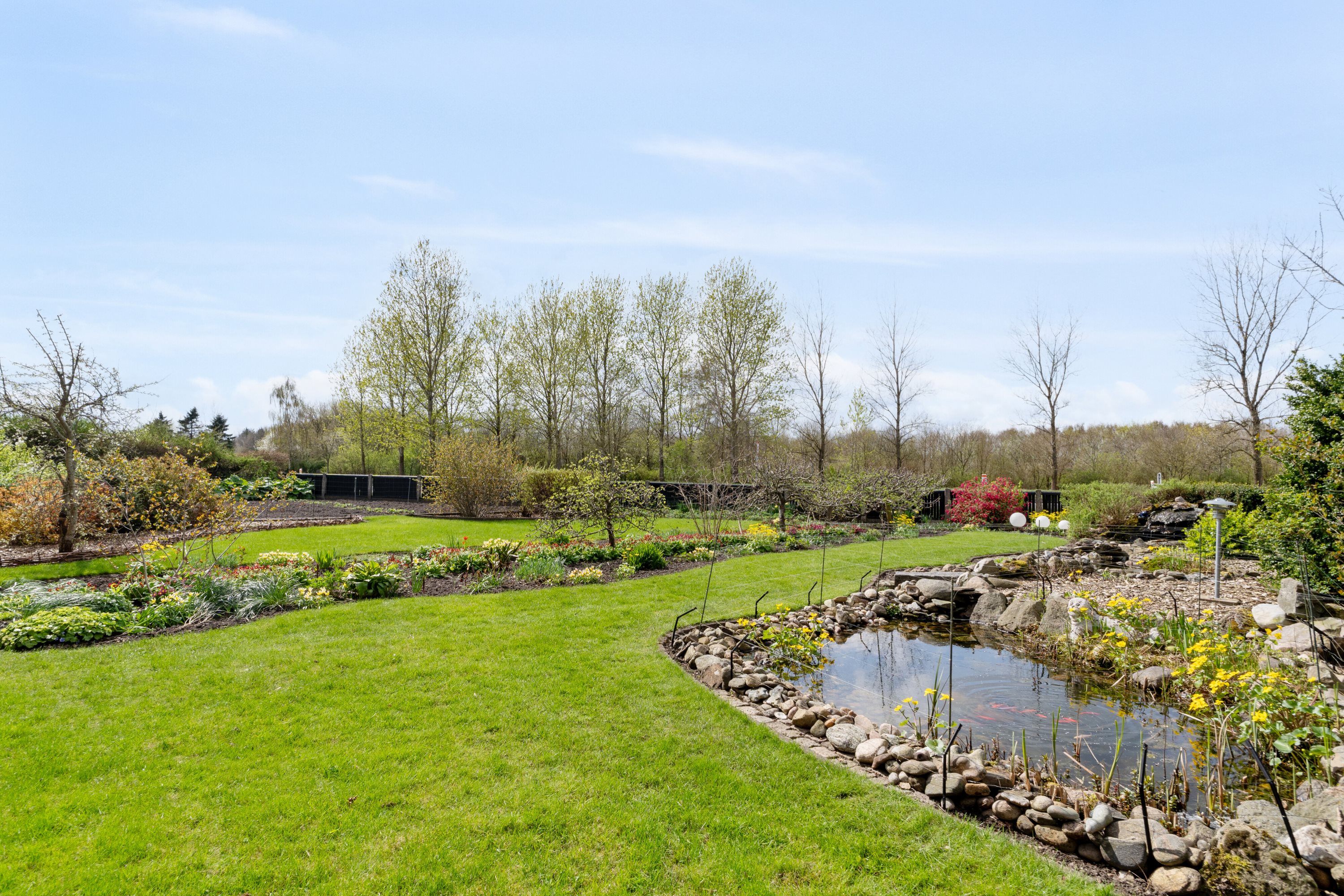 Fremhævet udendørs billede i fuldskærmstilstand. Billede af Bangsvej 2, 7430 Ikast