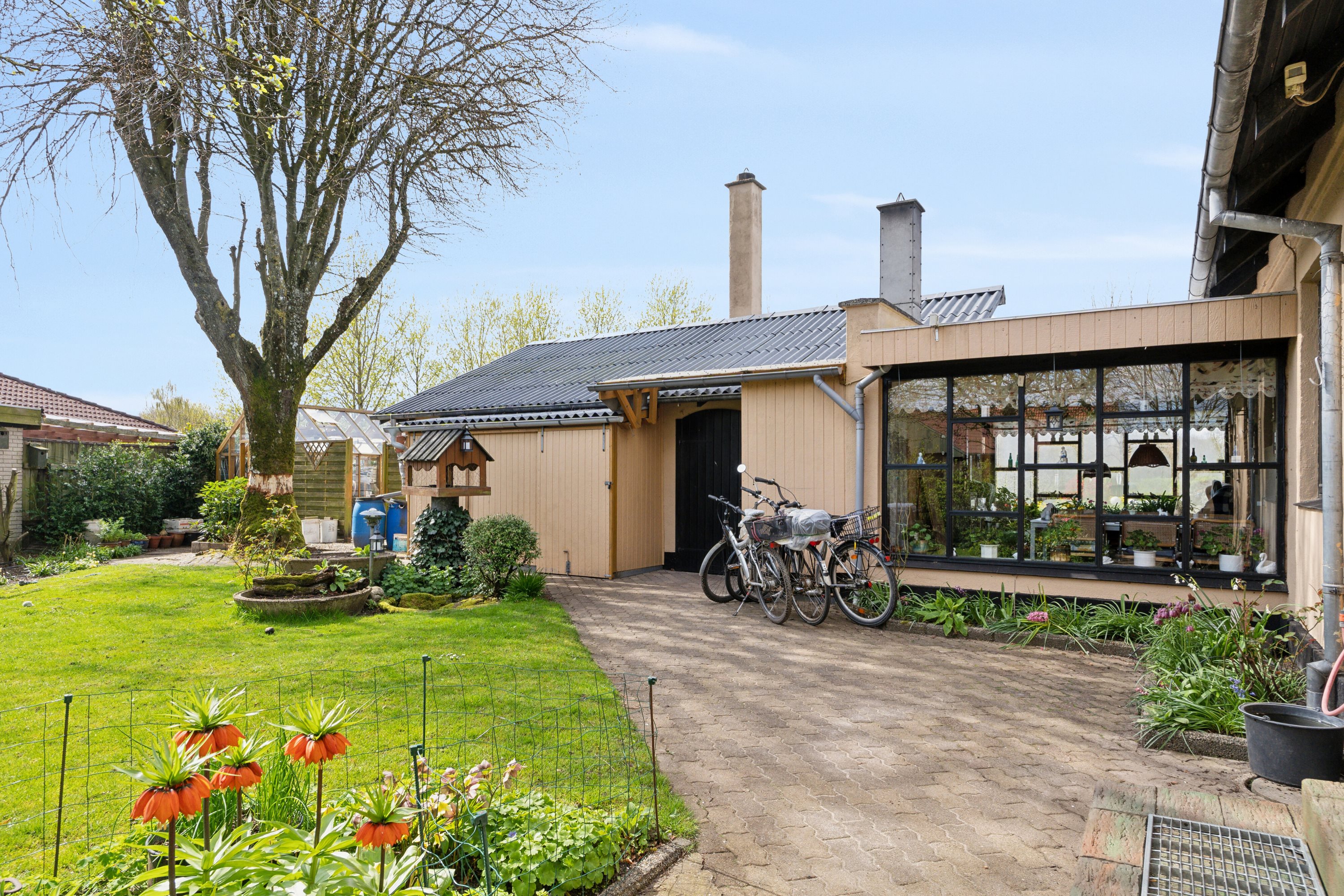 Fremhævet udendørs billede i fuldskærmstilstand. Billede af Bangsvej 2, 7430 Ikast