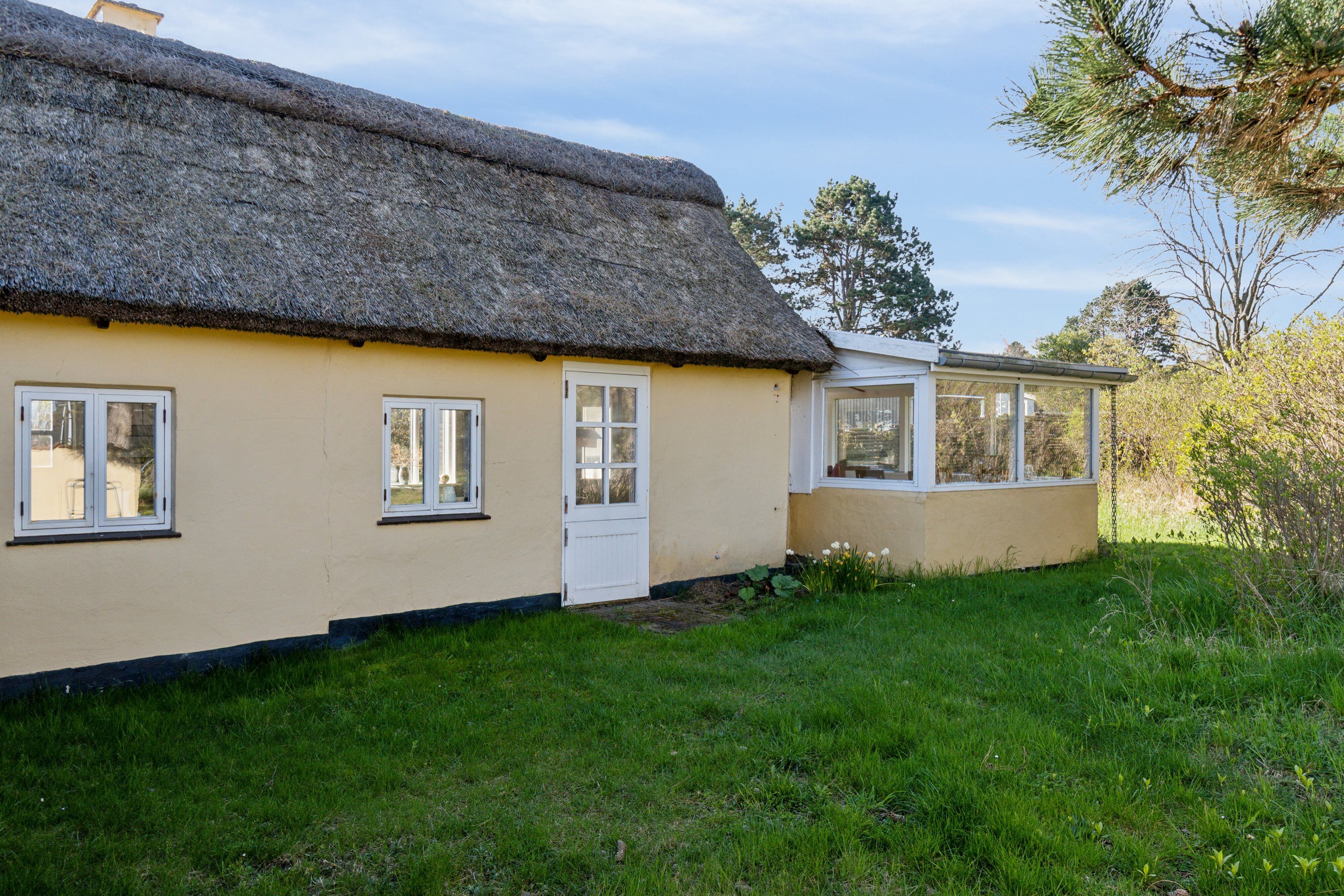 Fremhævet udendørs billede i fuldskærmstilstand. Billede af Klint Strandvej 19, Klint, 4500 Nykøbing Sj