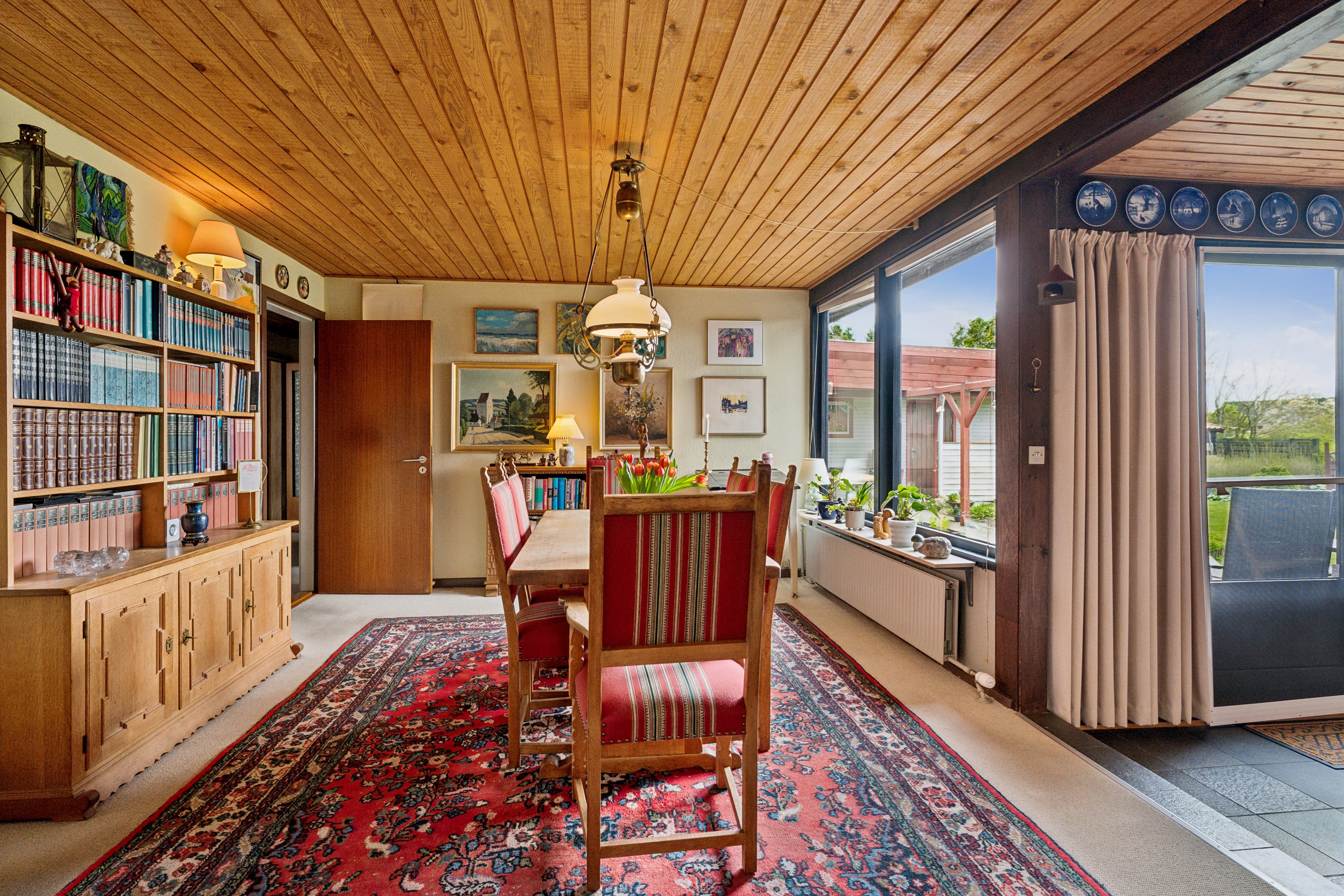 Fremhævet stue billede i fuldskærmstilstand. Billede af Poul Due Jensens Vej 6, 8850 Bjerringbro