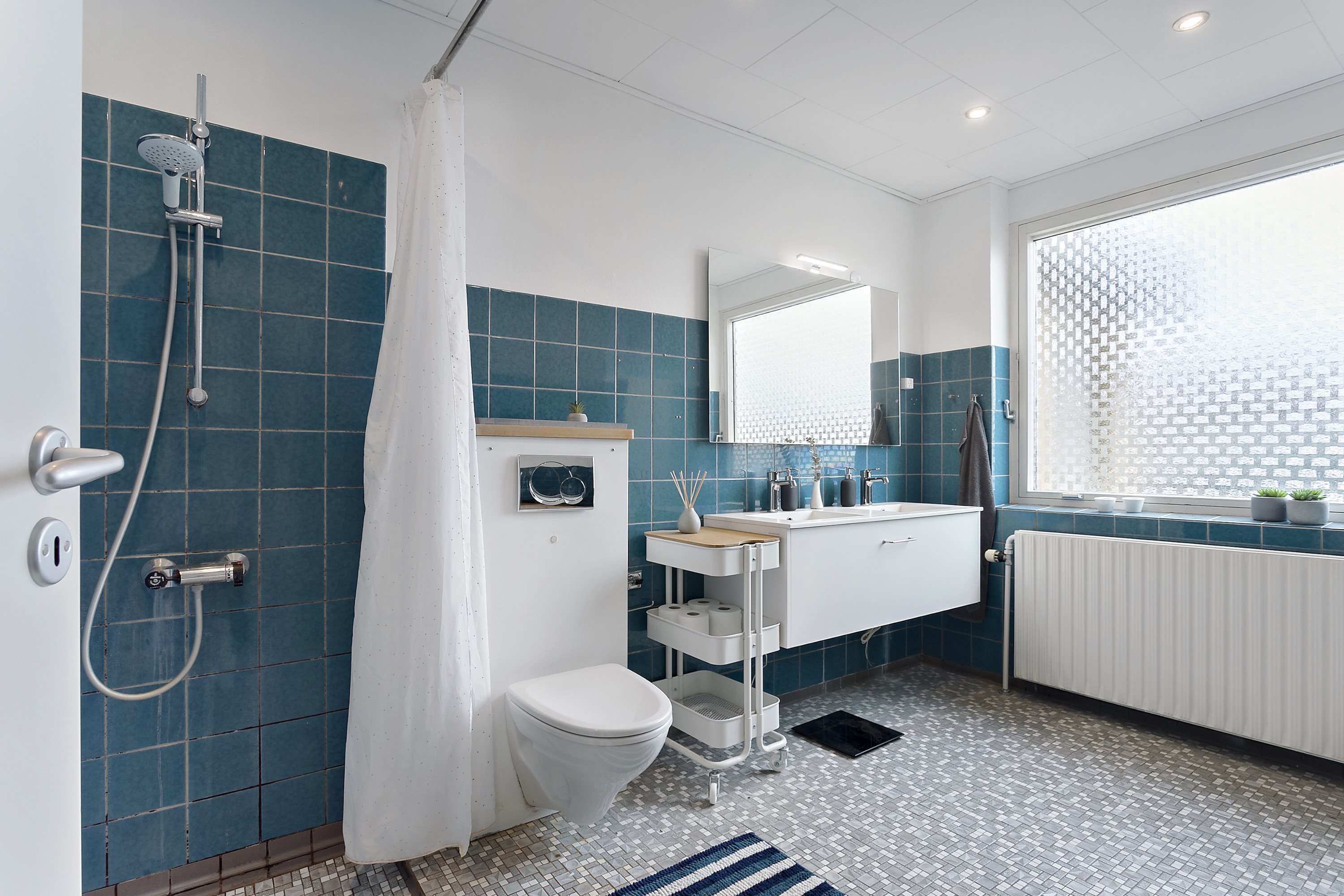 Fremhævet badeværelse billede i fuldskærmstilstand. Billede af Engtoften 2, Mølby, 6560 Sommersted