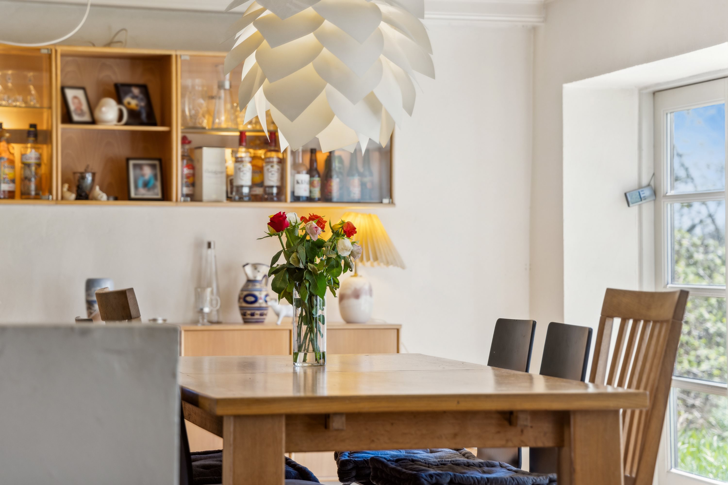 Fremhævet stue billede i fuldskærmstilstand. Billede af Houvej 134, Ulsted, 9370 Hals