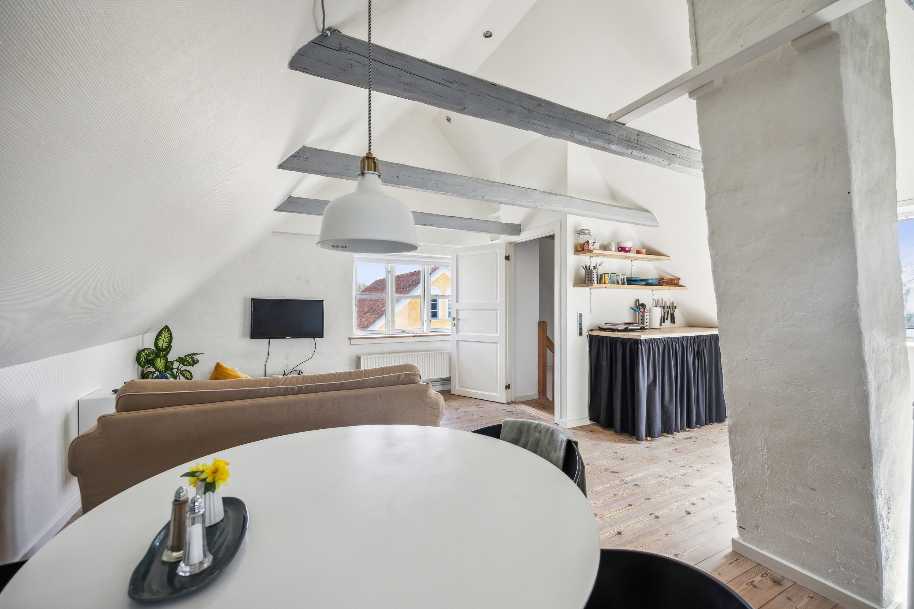 Fremhævet værelse billede i fuldskærmstilstand. Billede af Thistedvej 94, 9400 Nørresundby