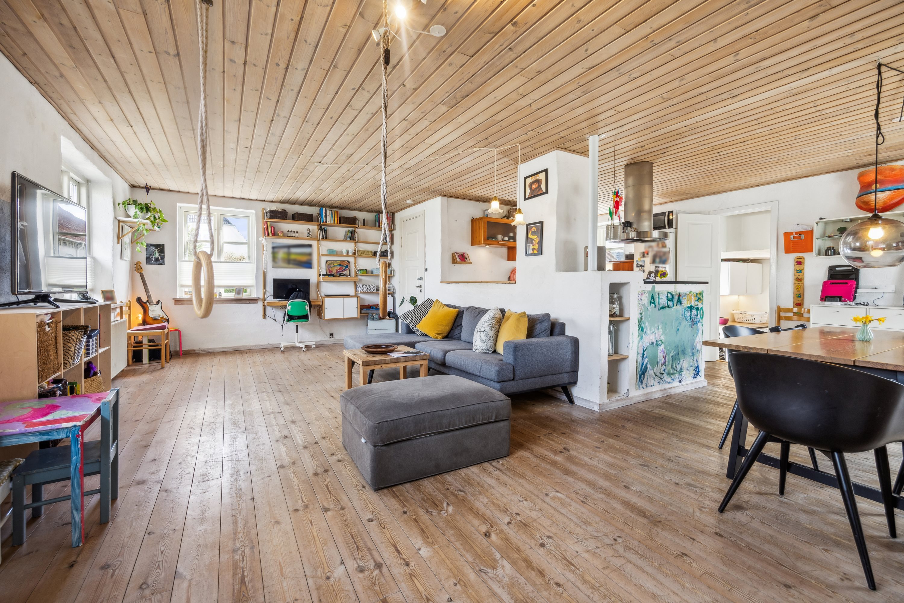 Fremhævet stue billede i fuldskærmstilstand. Billede af Thistedvej 94, 9400 Nørresundby