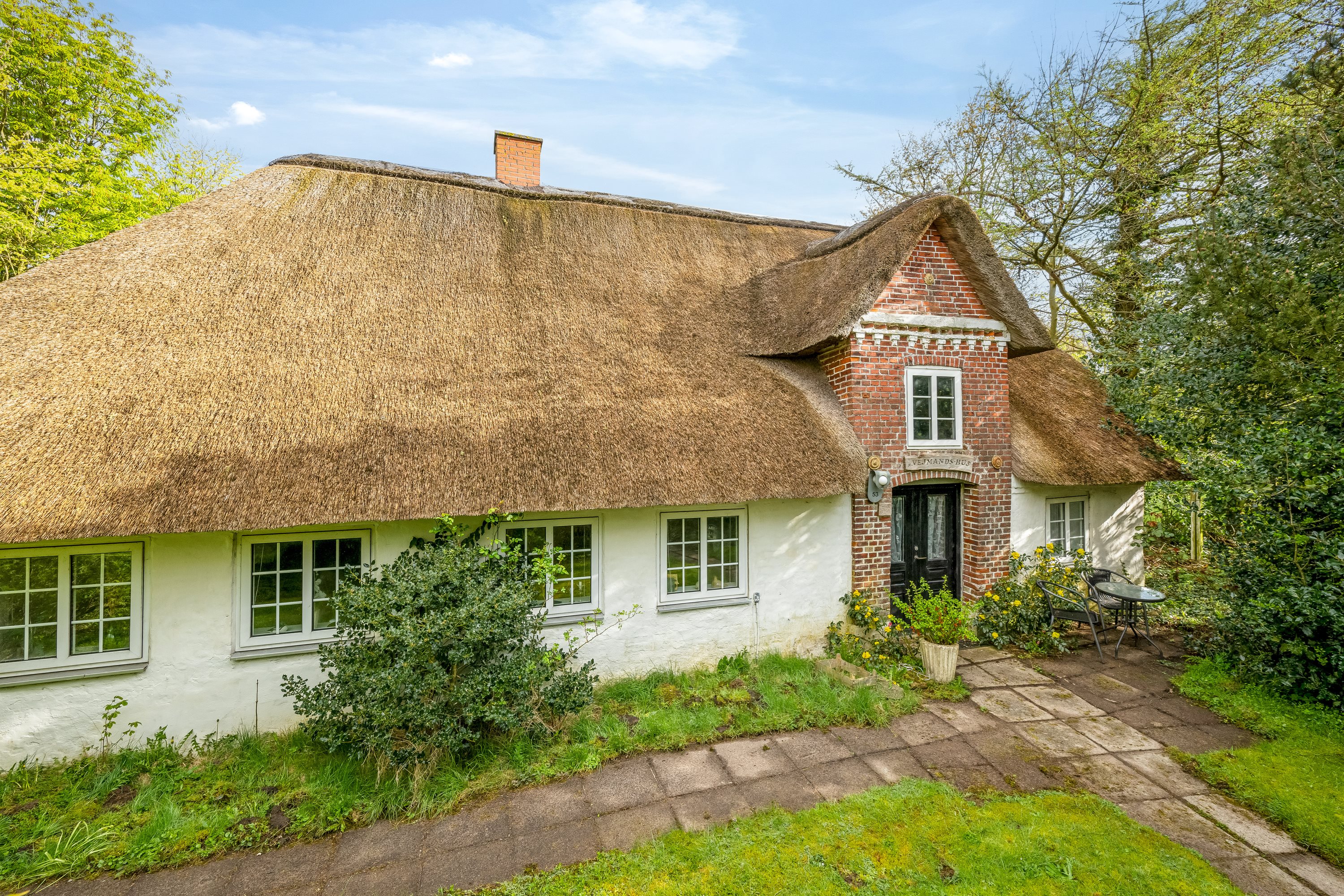 Fremhævet facade billede i fuldskærmstilstand. Billede af Byvej 53, Ballum, 6261 Bredebro