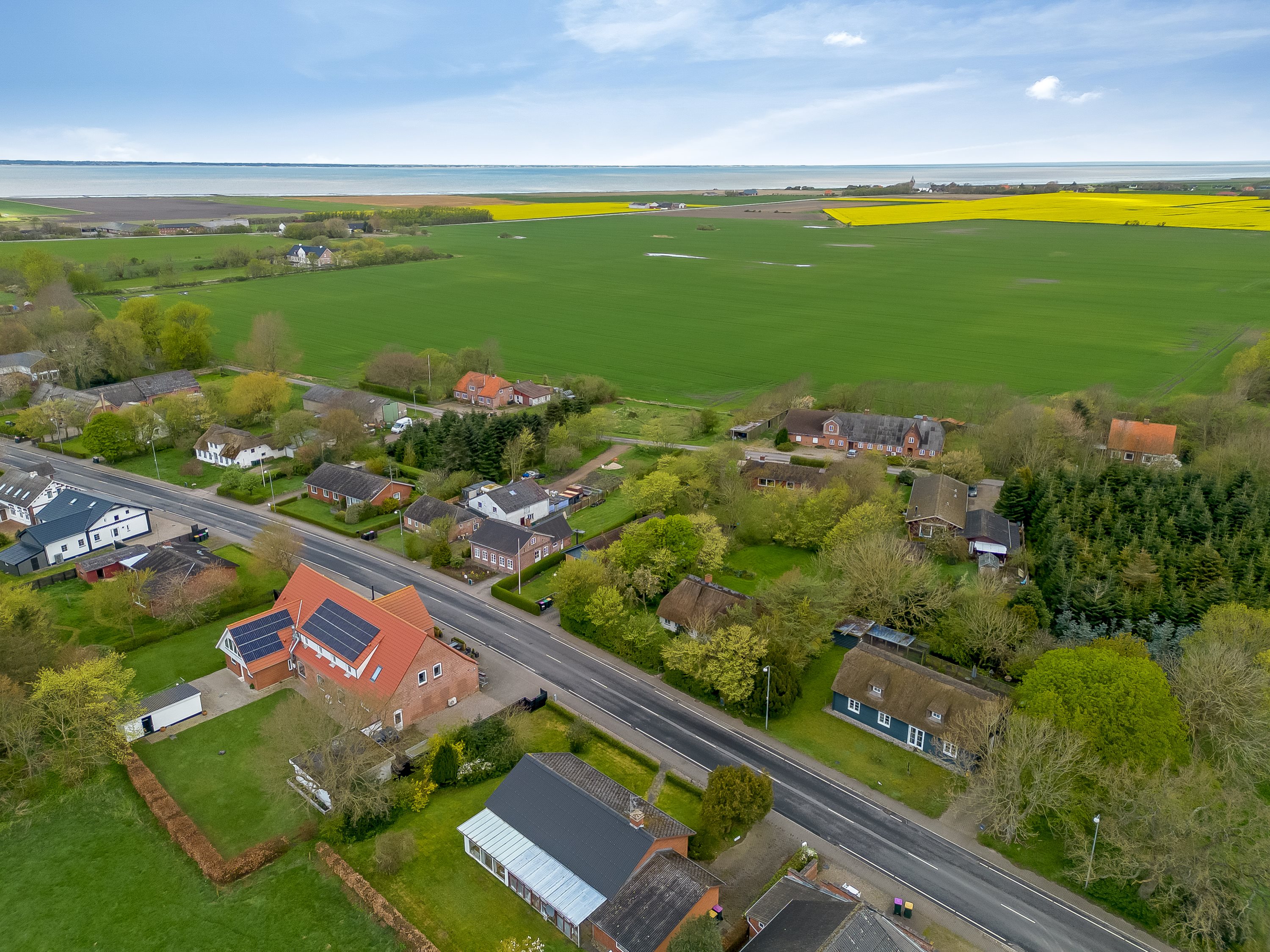 Miniaturebillede 2: luftfoto. Billede af Byvej 53, Ballum, 6261 Bredebro