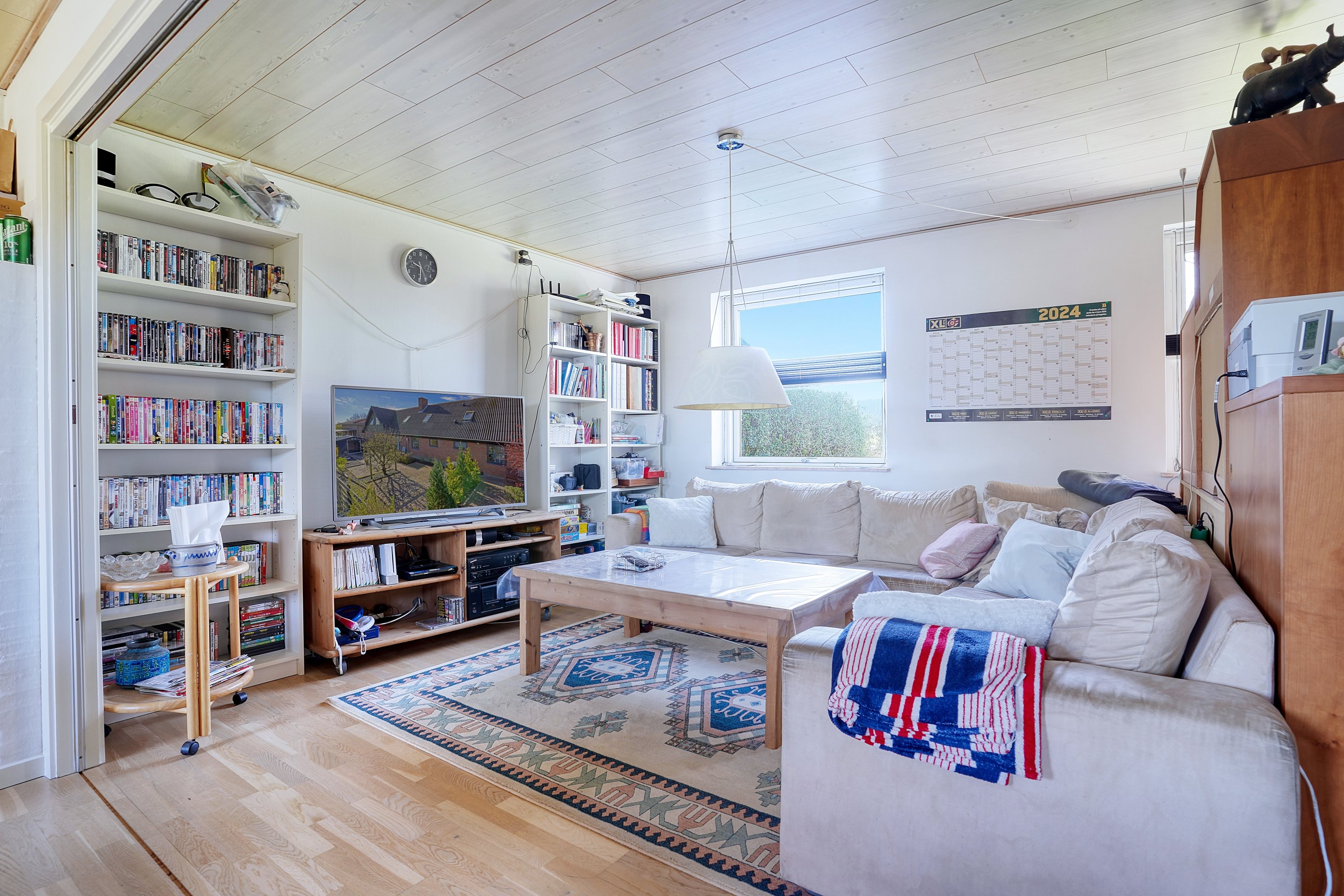 Fremhævet stue billede i fuldskærmstilstand. Billede af Engvangen 22, 2680 Solrød Strand