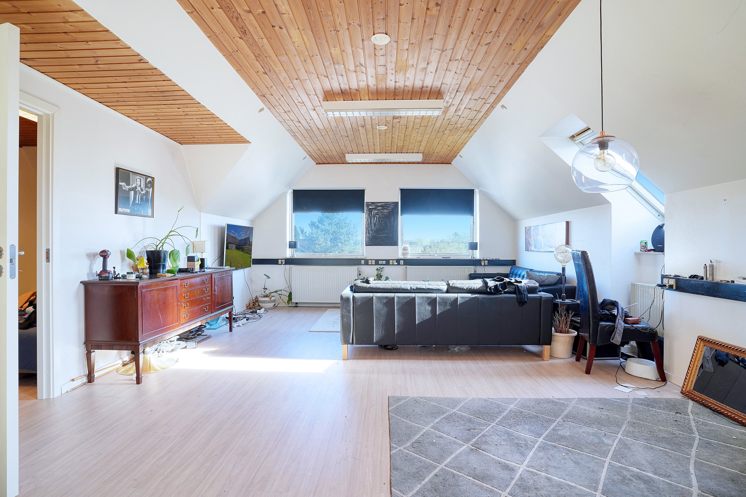 Fremhævet stue billede i fuldskærmstilstand. Billede af Engvangen 22, 2680 Solrød Strand