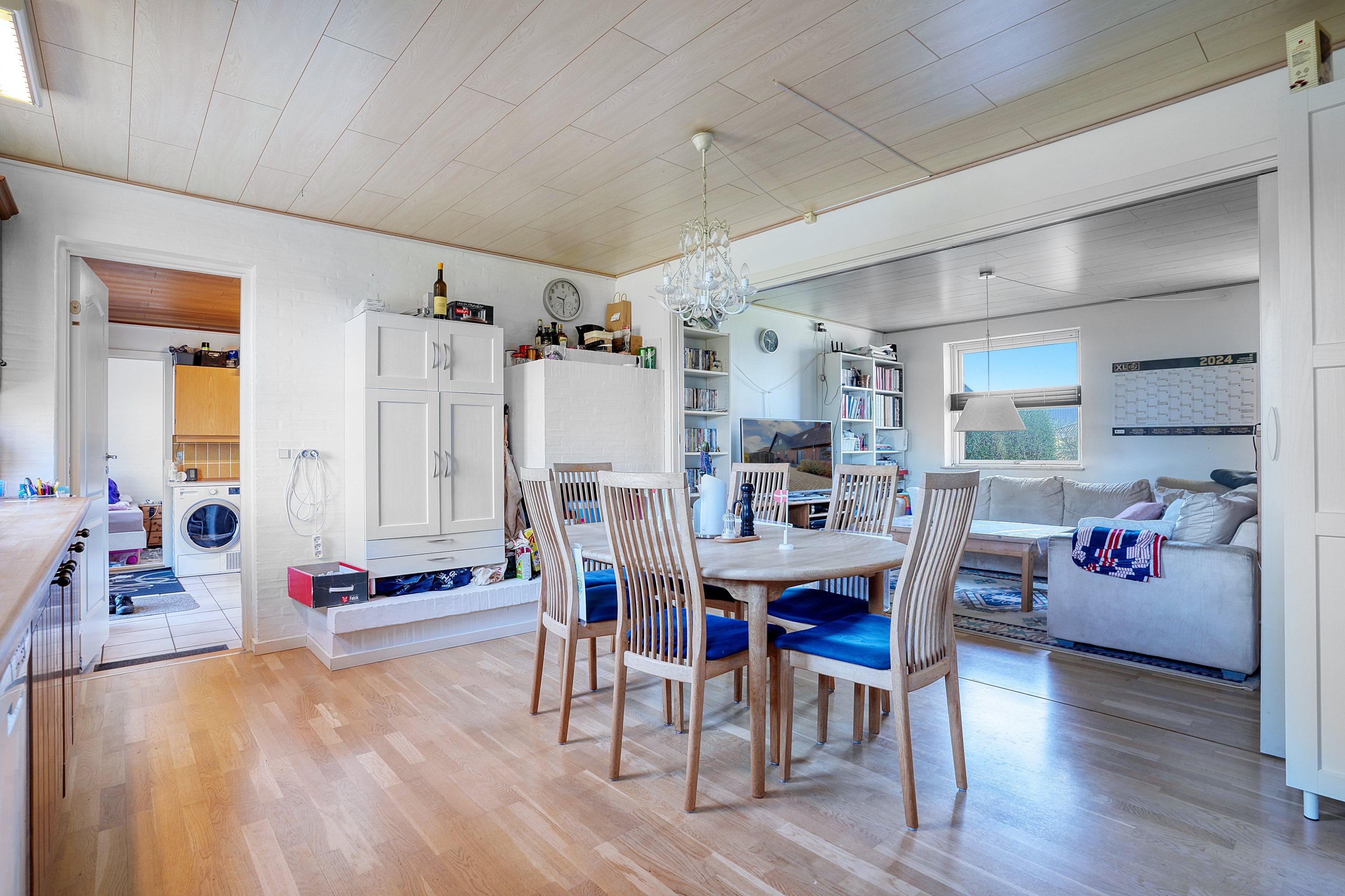 Fremhævet køkken billede i fuldskærmstilstand. Billede af Engvangen 22, 2680 Solrød Strand