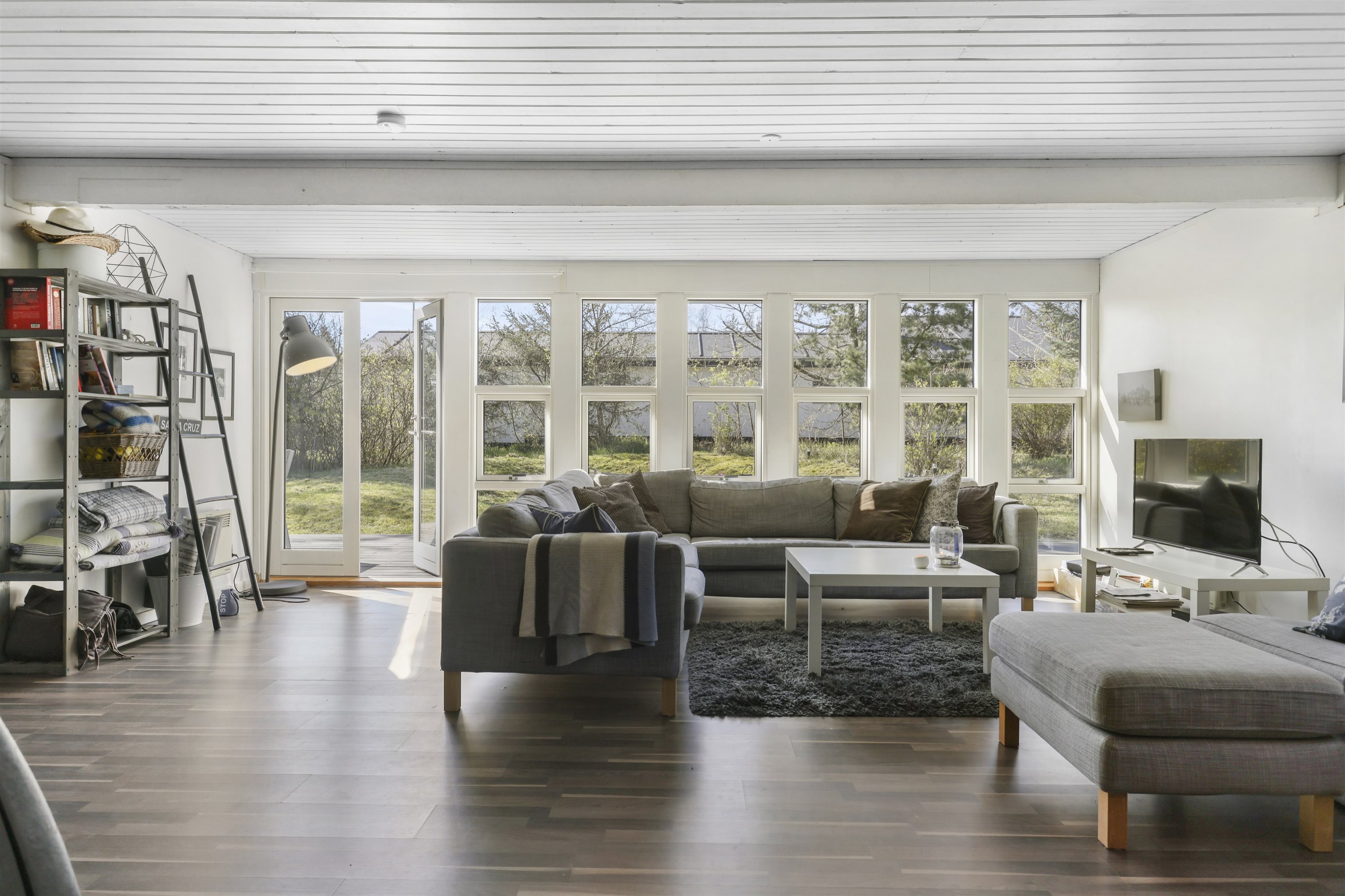 Fremhævet stue billede i fuldskærmstilstand. Billede af Nr. Klit II 36, Lyngså, 9300 Sæby