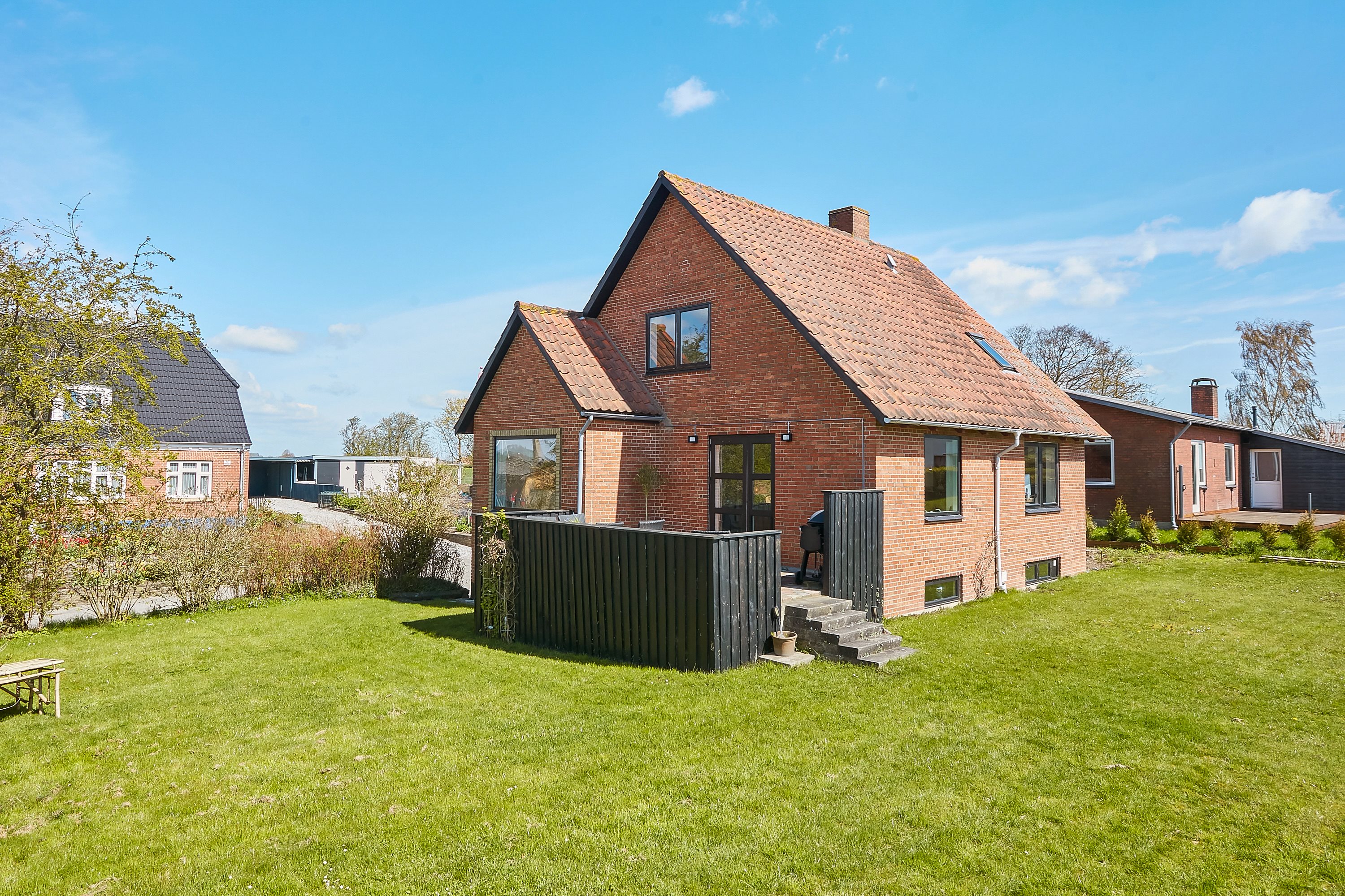 Fremhævet  billede i fuldskærmstilstand. Billede af Barrit Langgade 20, 7150 Barrit