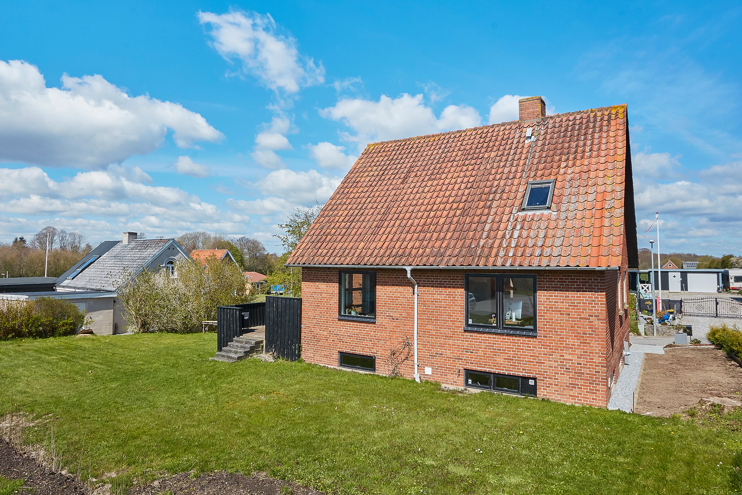 Fremhævet  billede i fuldskærmstilstand. Billede af Barrit Langgade 20, 7150 Barrit