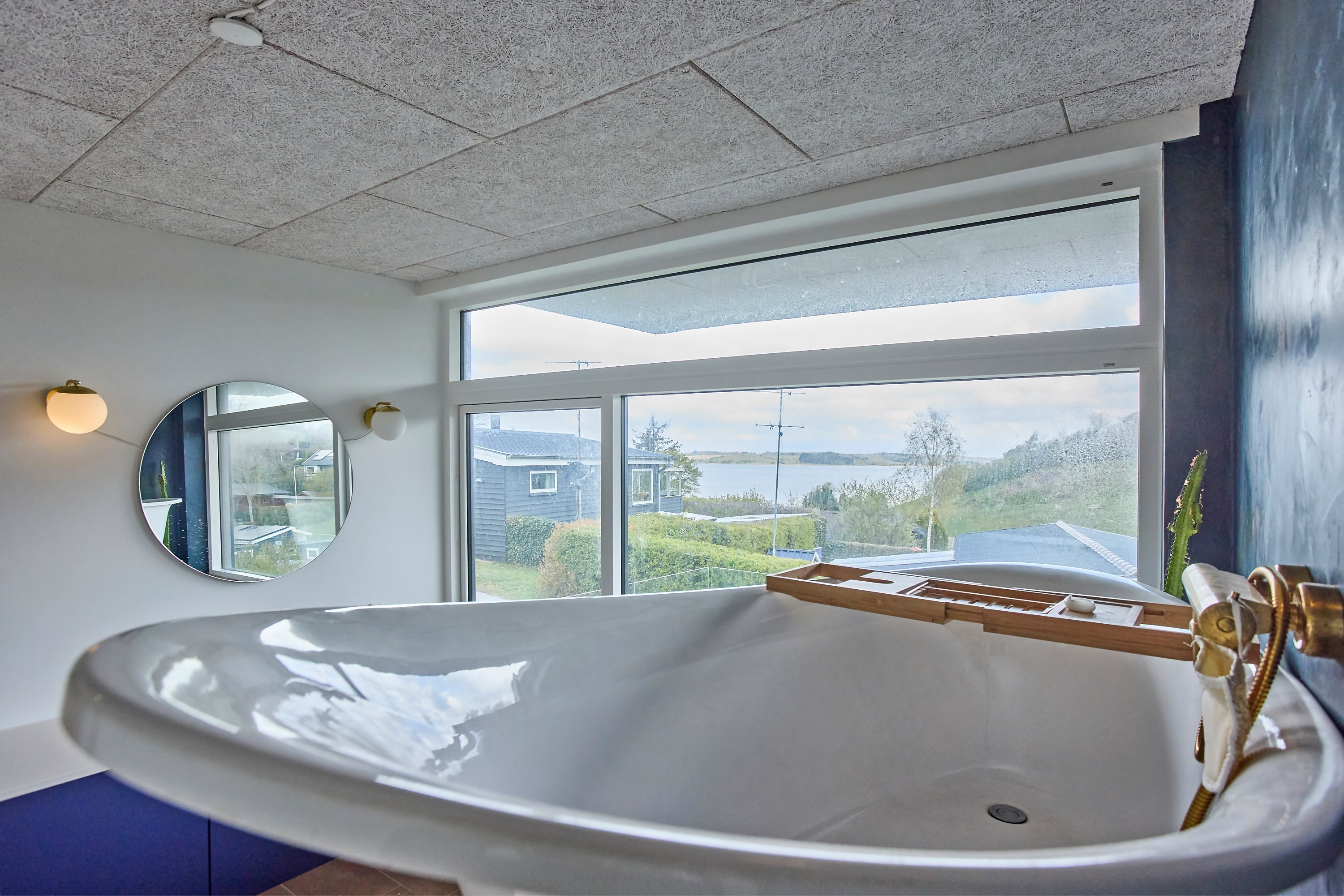 Fremhævet badeværelse billede i fuldskærmstilstand. Billede af Strandvejen 62, Hjarbæk, 8831 Løgstrup