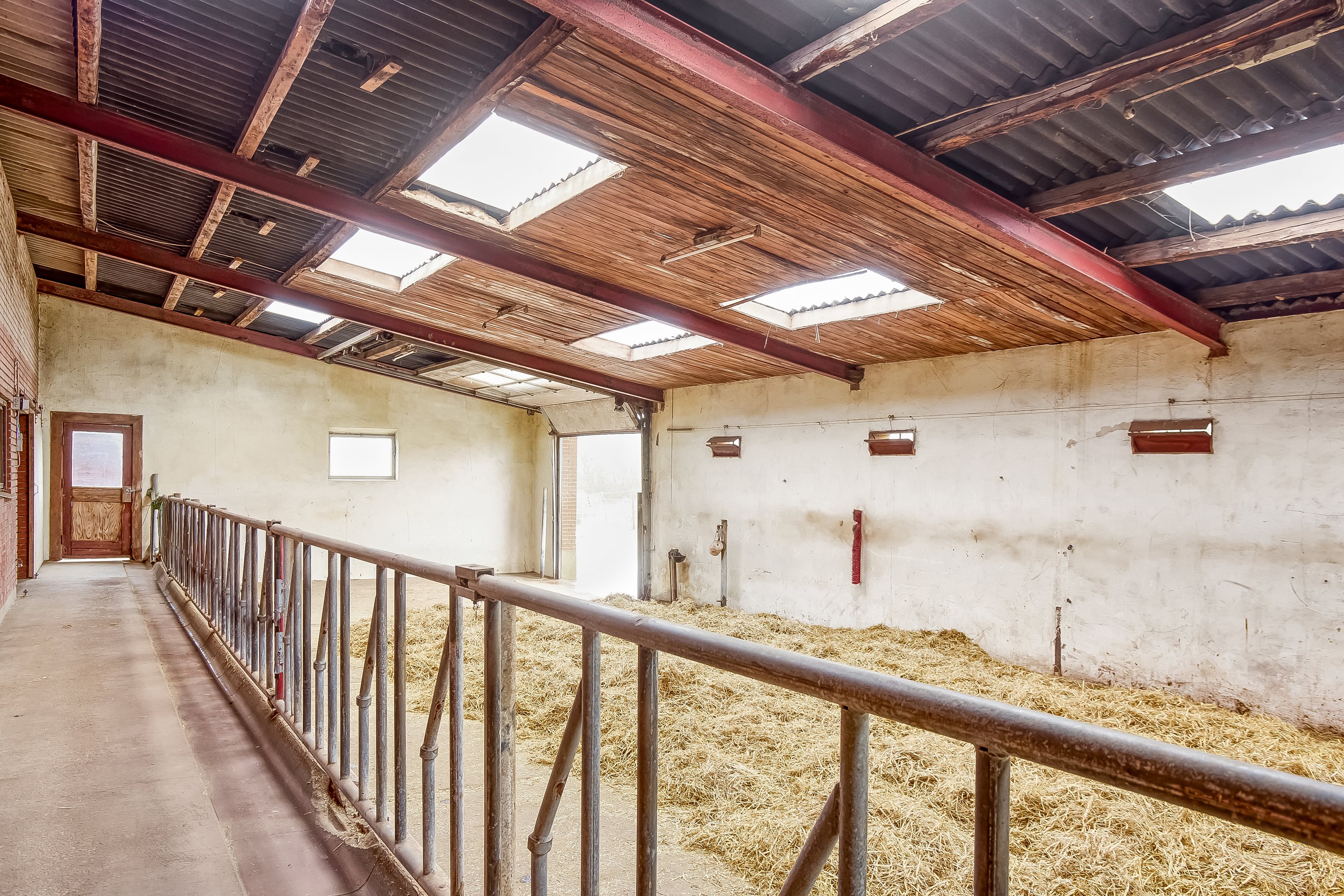 Fremhævet stald billede i fuldskærmstilstand. Billede af Dåsbjergvej 48, Fly, 7800 Skive