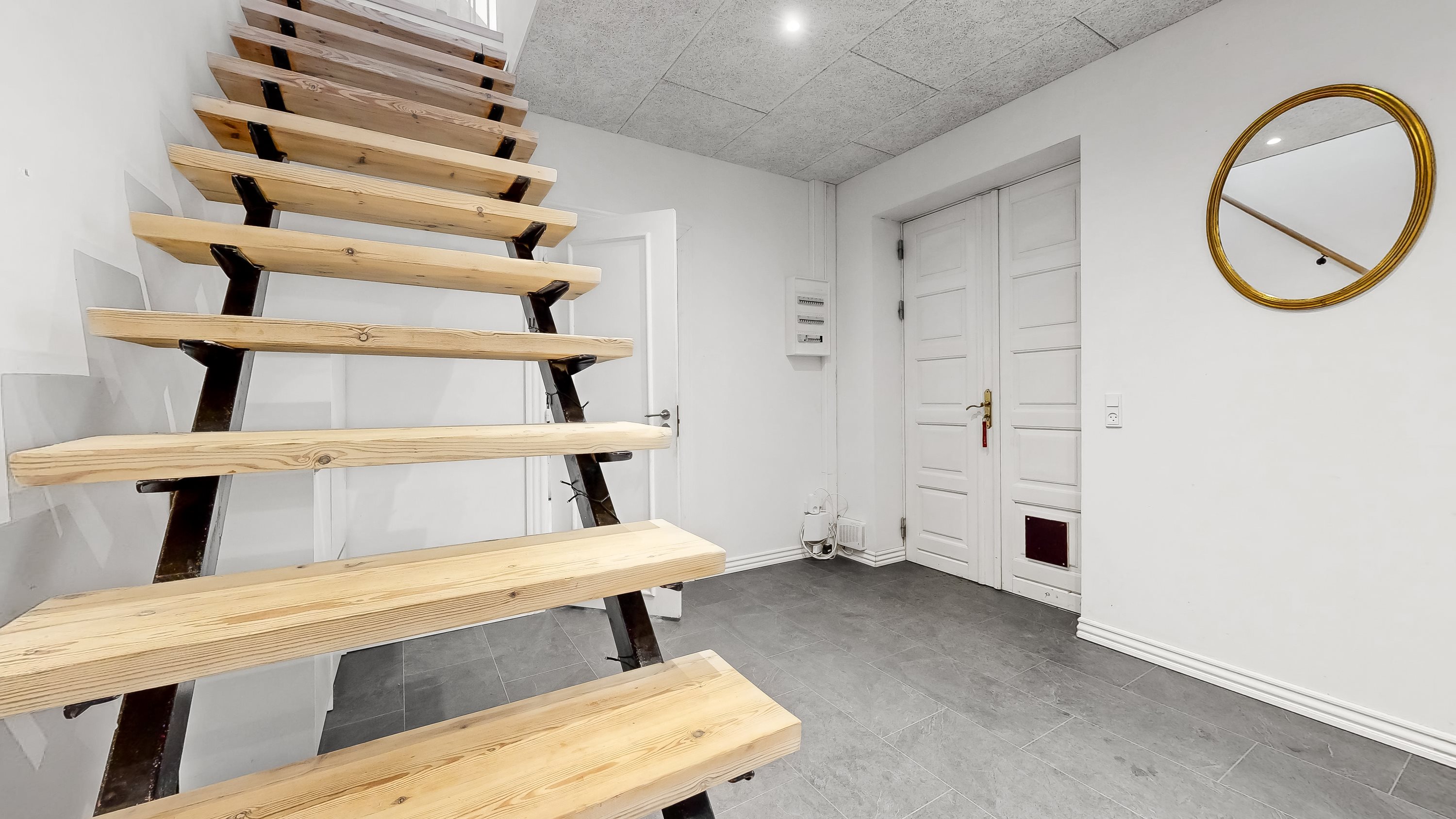 Fremhævet entré billede i fuldskærmstilstand. Billede af Dåsbjergvej 48, Fly, 7800 Skive