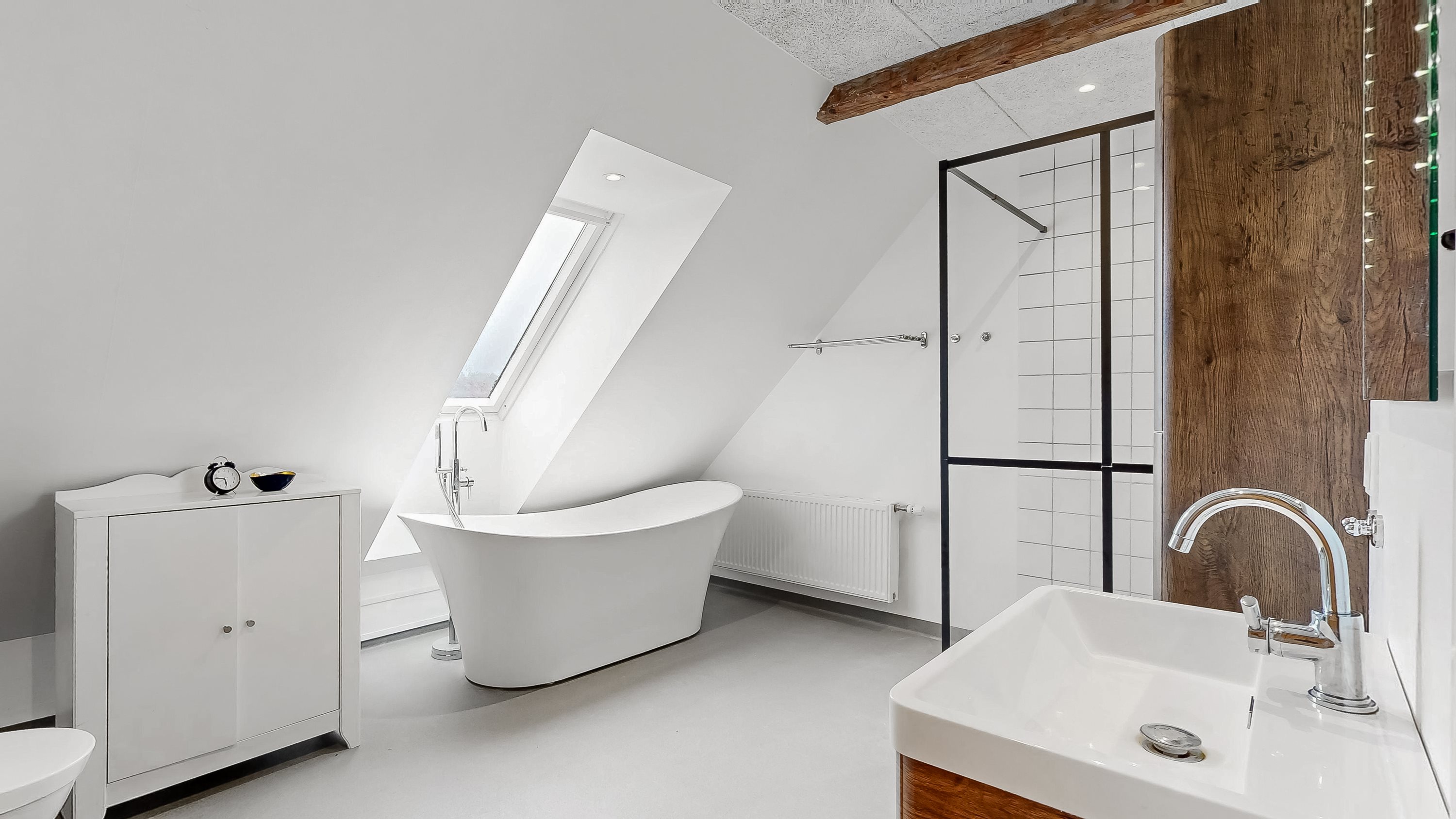 Fremhævet badeværelse billede i fuldskærmstilstand. Billede af Dåsbjergvej 48, Fly, 7800 Skive