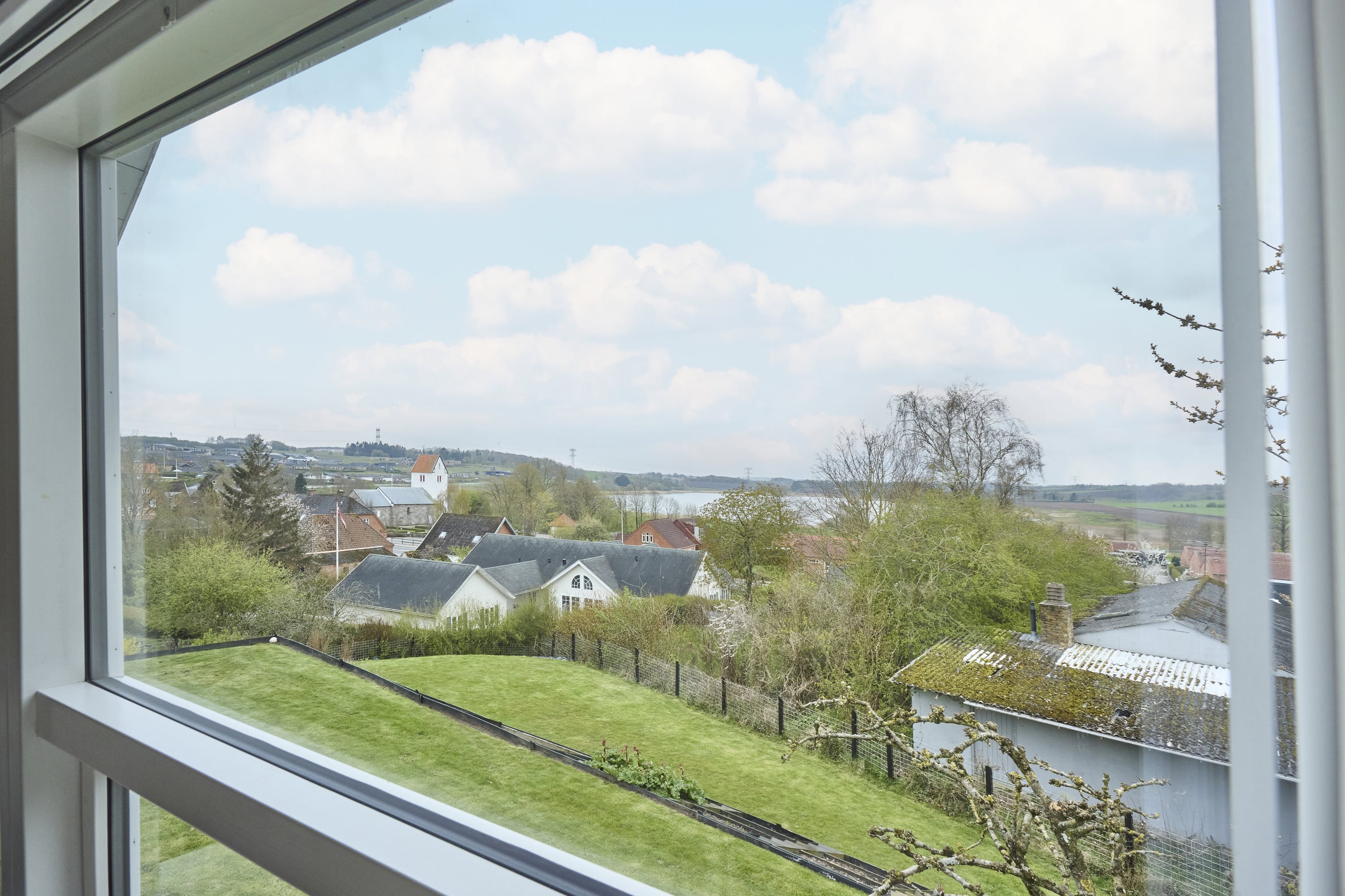 Fremhævet udsigt billede i fuldskærmstilstand. Billede af Korsbakken 10, Rødding, 8830 Tjele
