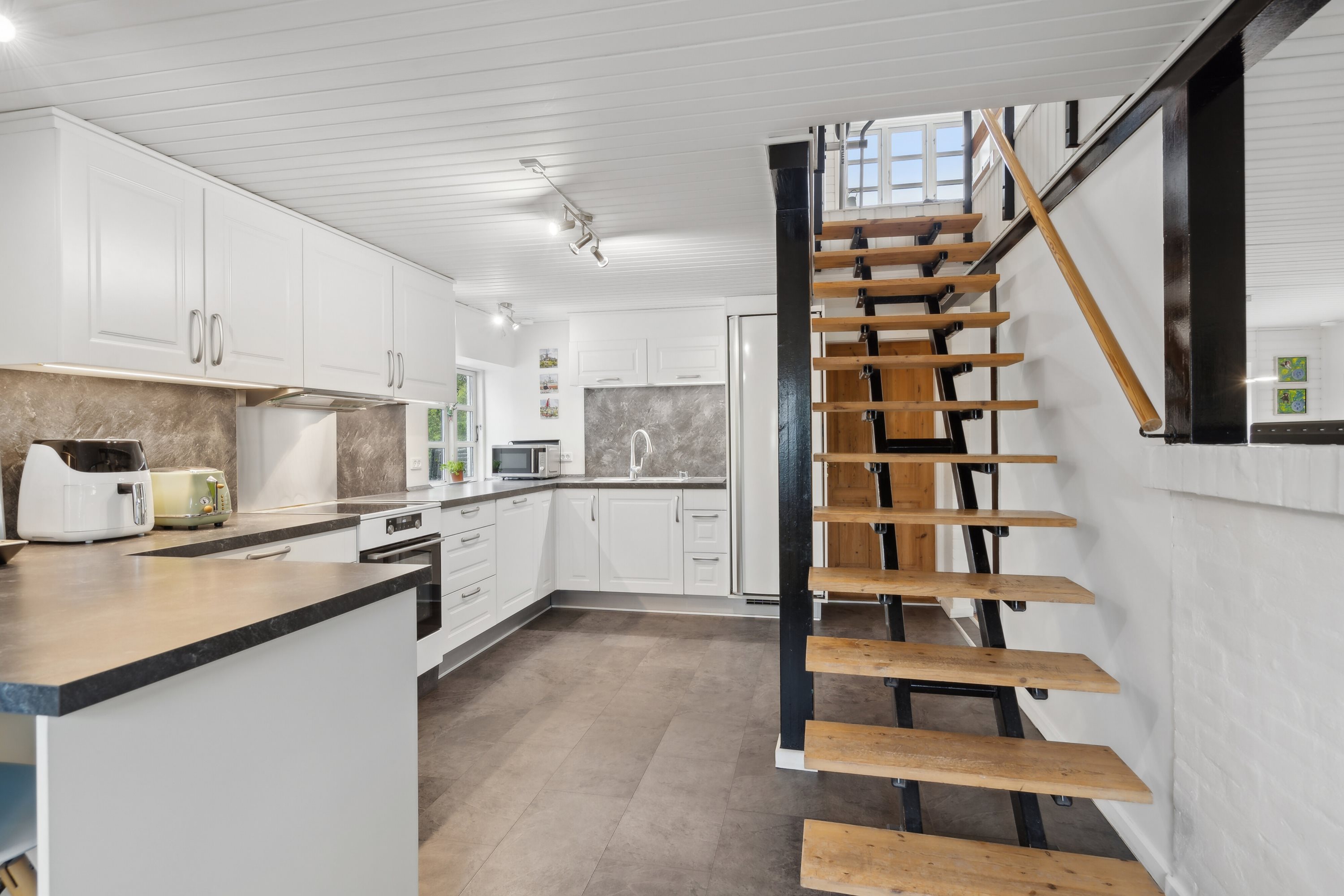 Fremhævet køkken billede i fuldskærmstilstand. Billede af Gerskov Bygade 19, Gerskov, 5450 Otterup