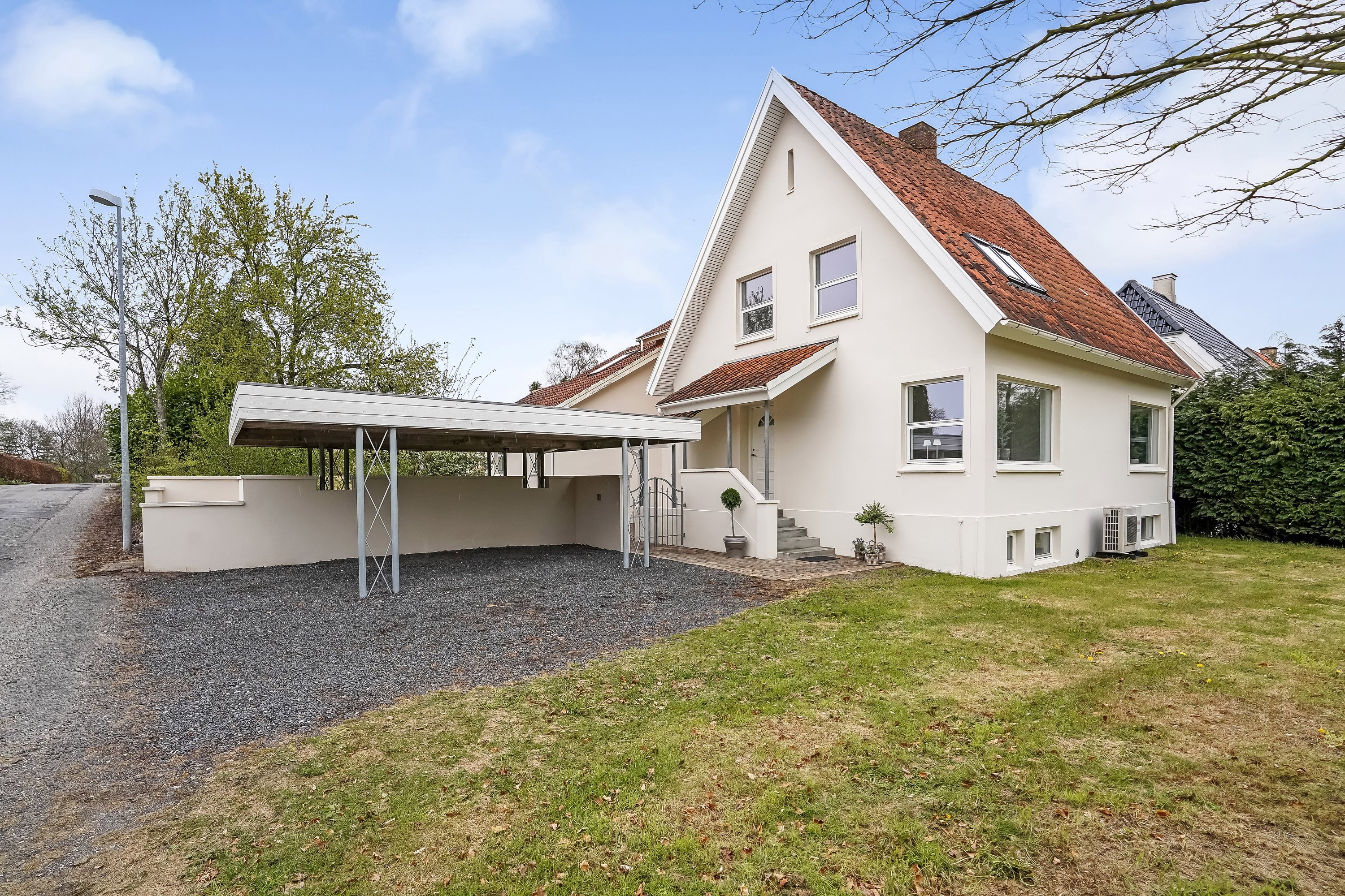 Miniaturebillede 2: ejendommen. Billede af Møllebakken 66, 5690 Tommerup