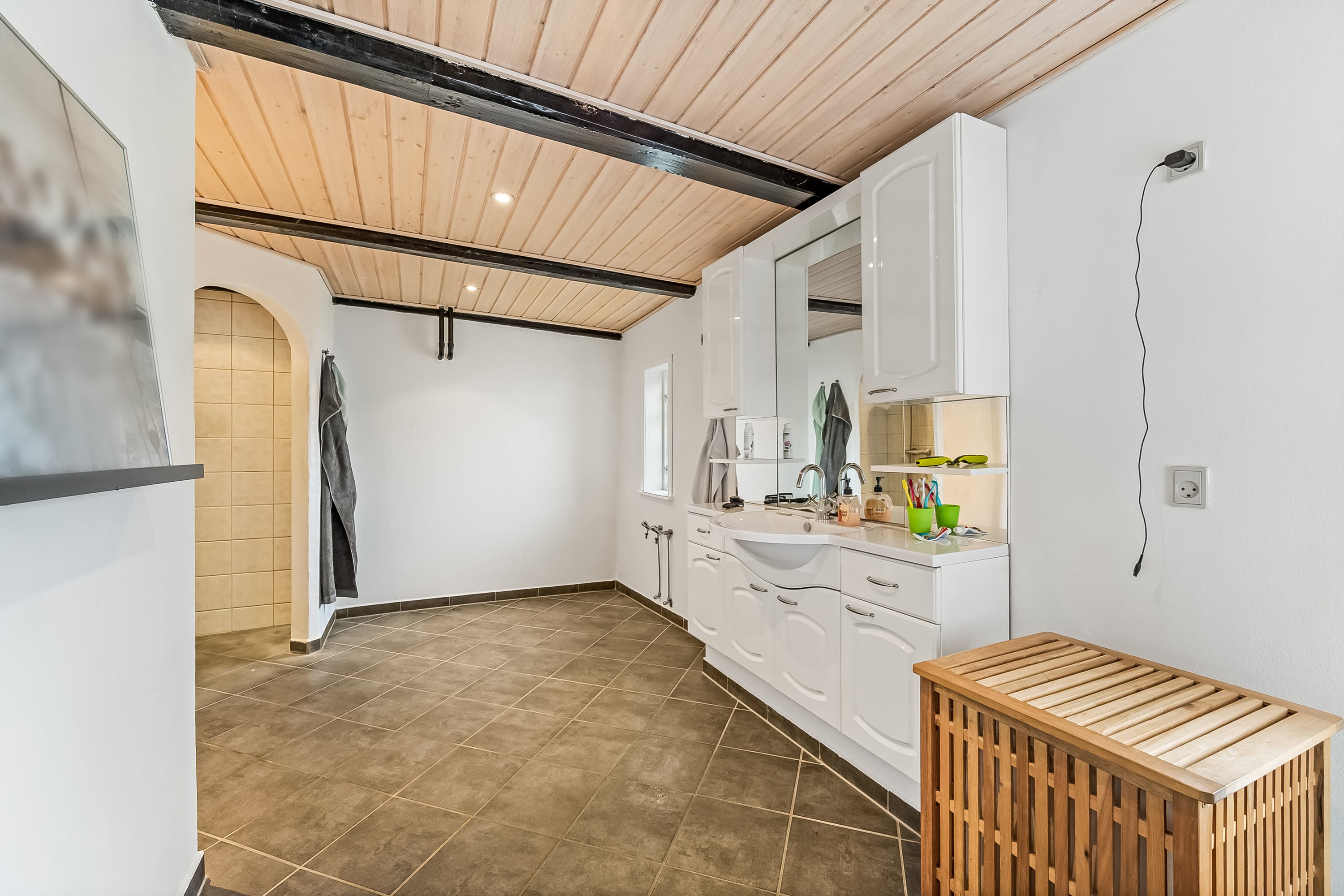 Fremhævet badeværelse billede i fuldskærmstilstand. Billede af Kildsigvej 25, Br Kirkeby, 6971 Spjald