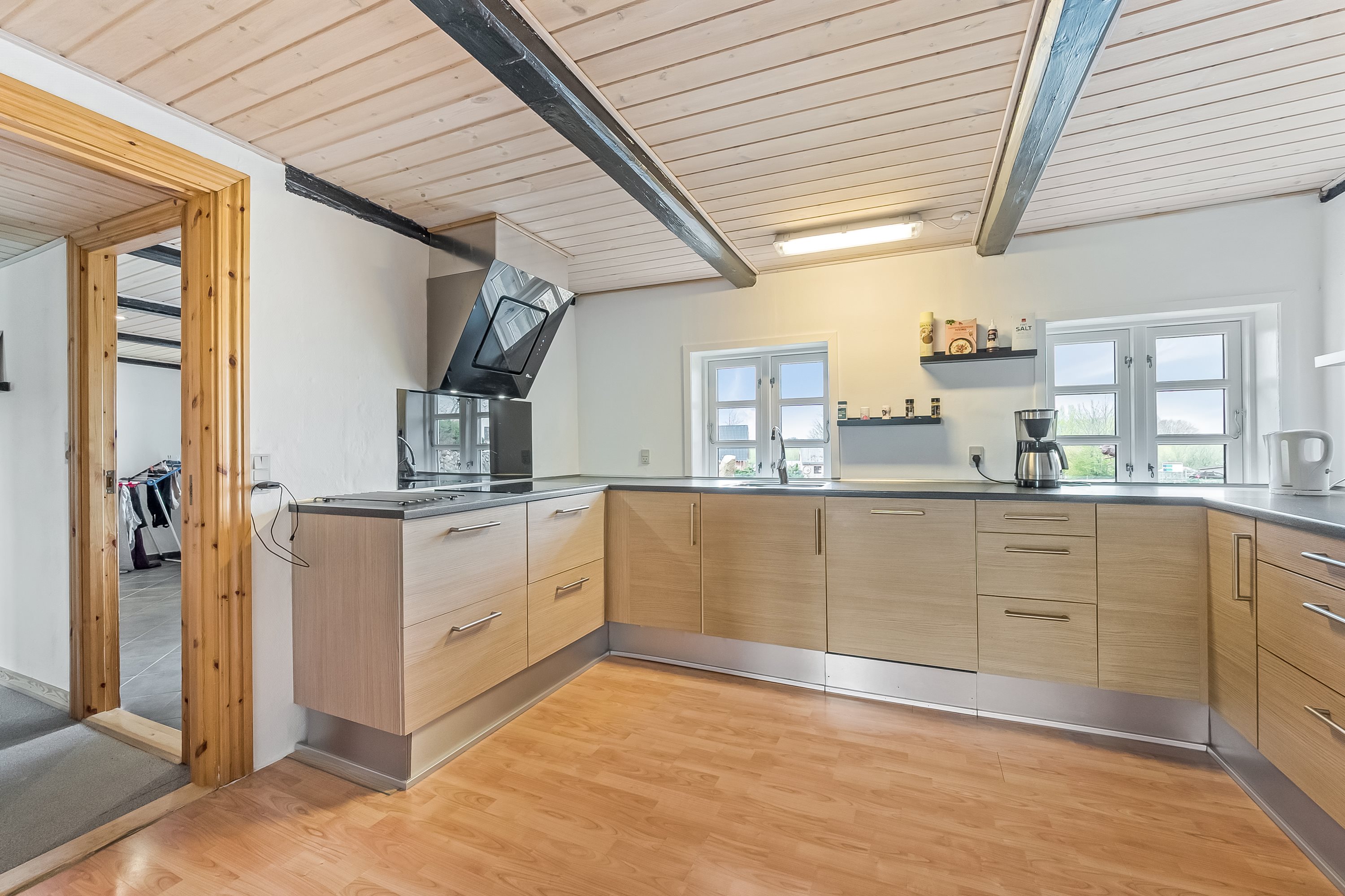 Fremhævet køkken billede i fuldskærmstilstand. Billede af Kildsigvej 25, Br Kirkeby, 6971 Spjald