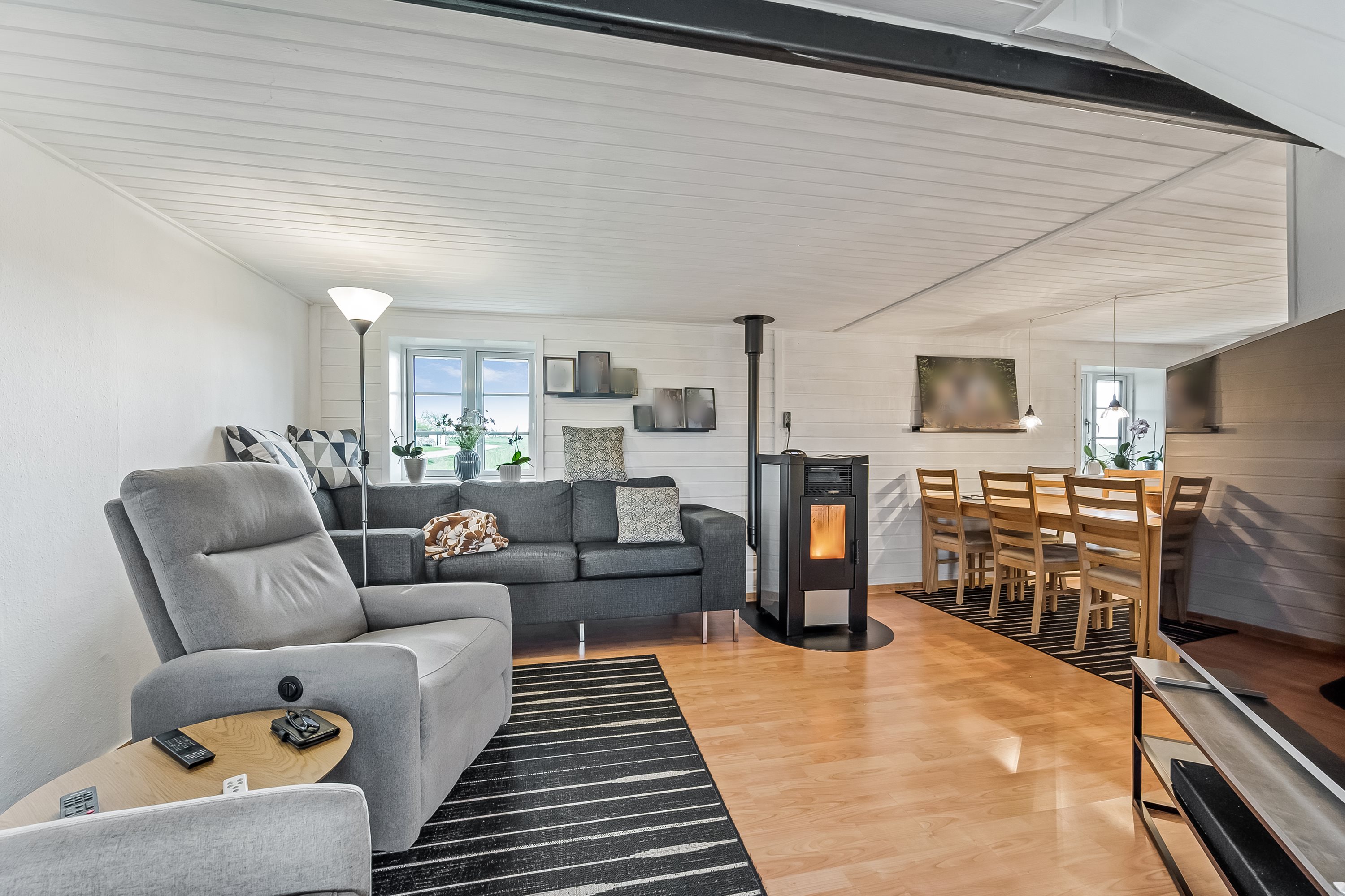 Fremhævet stue billede i fuldskærmstilstand. Billede af Kildsigvej 25, Br Kirkeby, 6971 Spjald