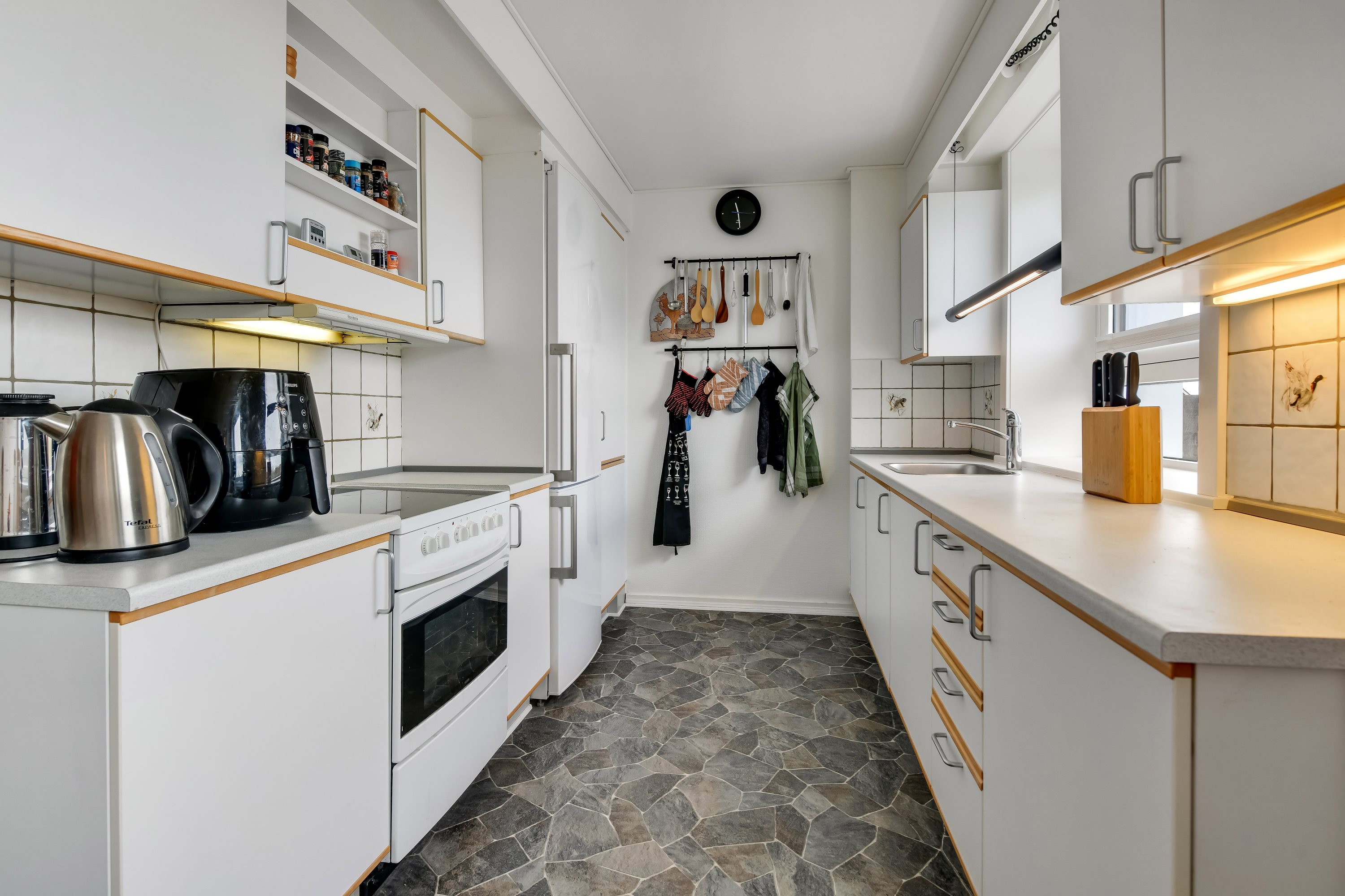 Fremhævet køkken billede i fuldskærmstilstand. Billede af Granly Alle 5D, 2. tv., 6710 Esbjerg V