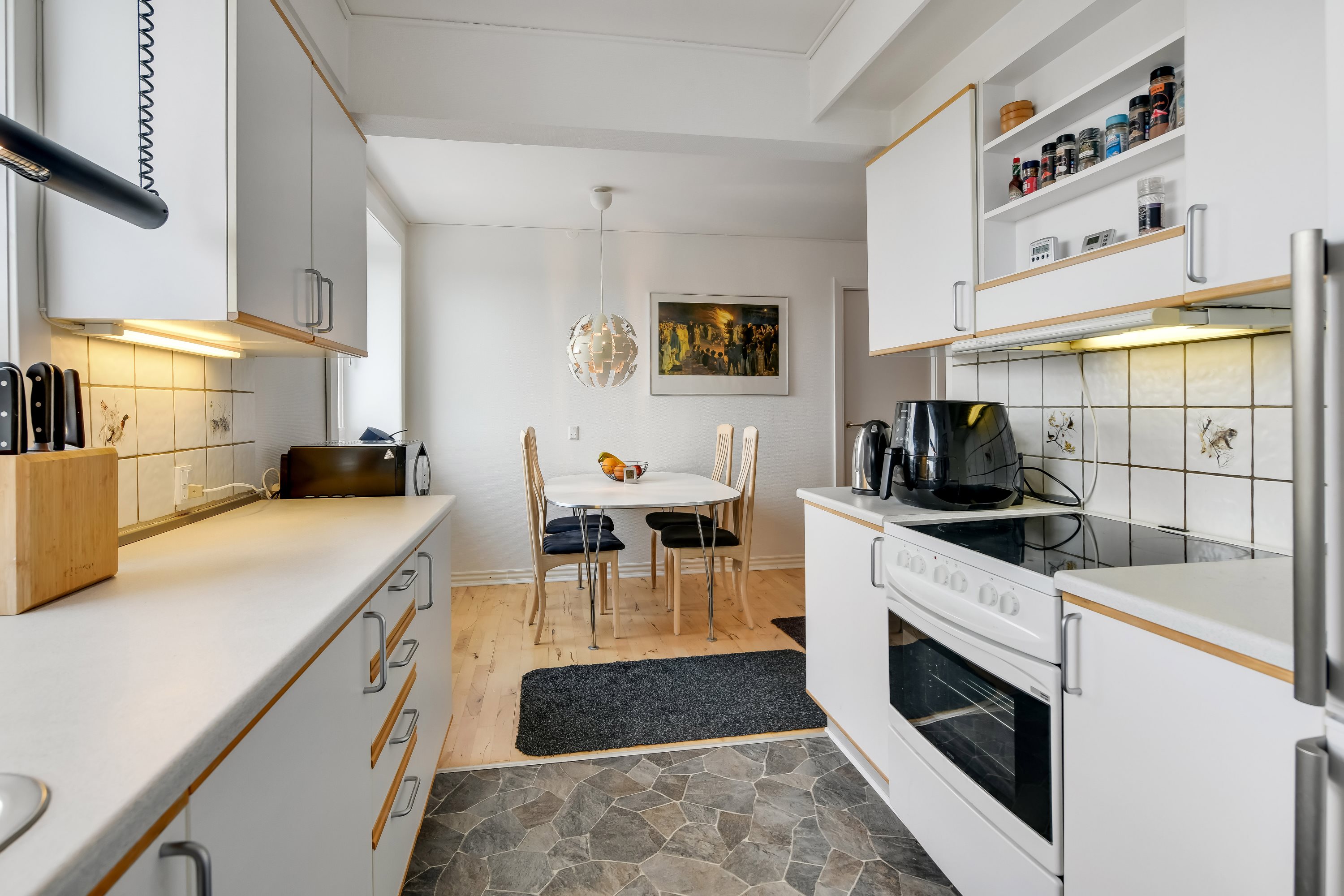 Fremhævet køkken billede i fuldskærmstilstand. Billede af Granly Alle 5D, 2. tv., 6710 Esbjerg V