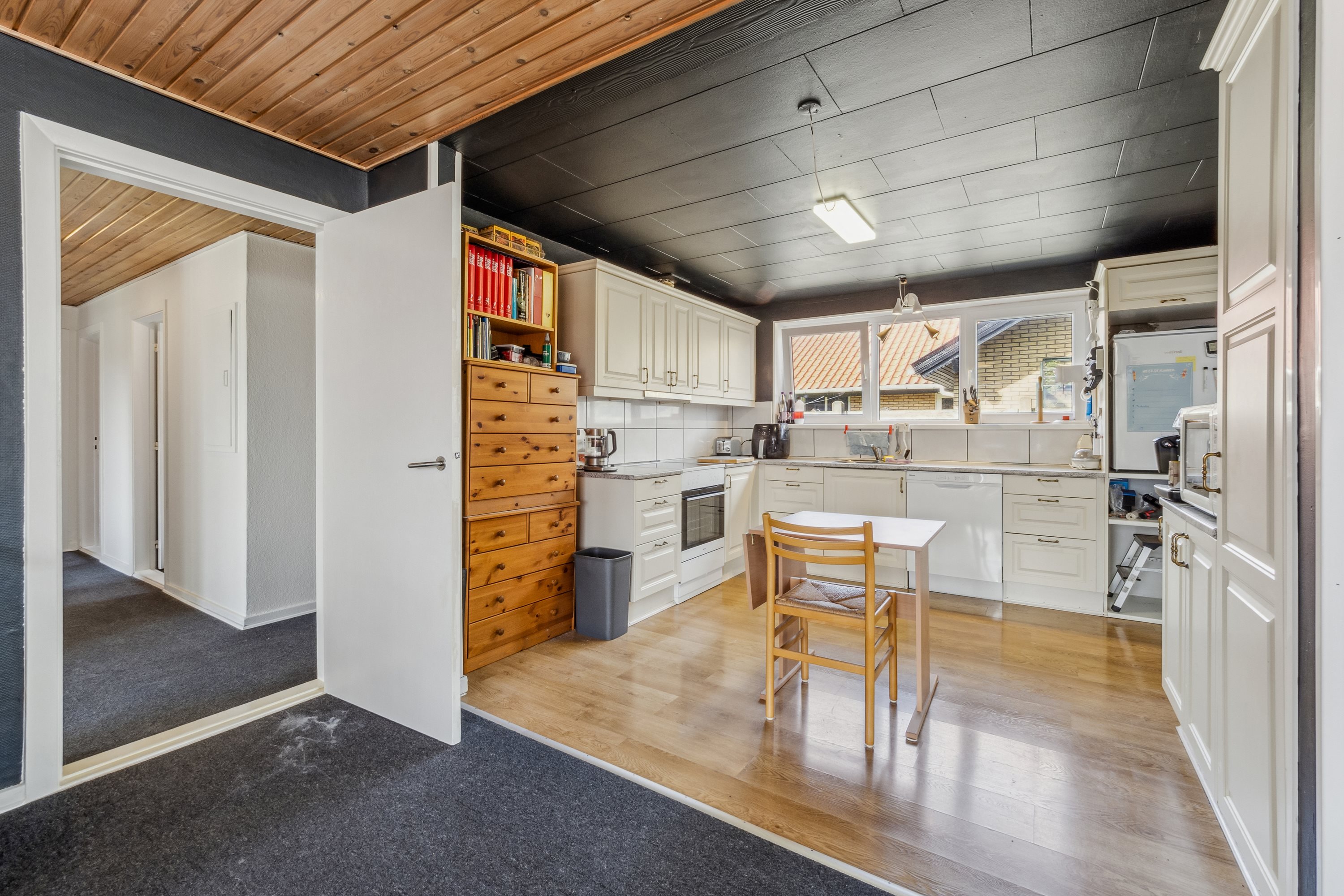 Fremhævet køkken billede i fuldskærmstilstand. Billede af Gyvelvænget 169, 7730 Hanstholm