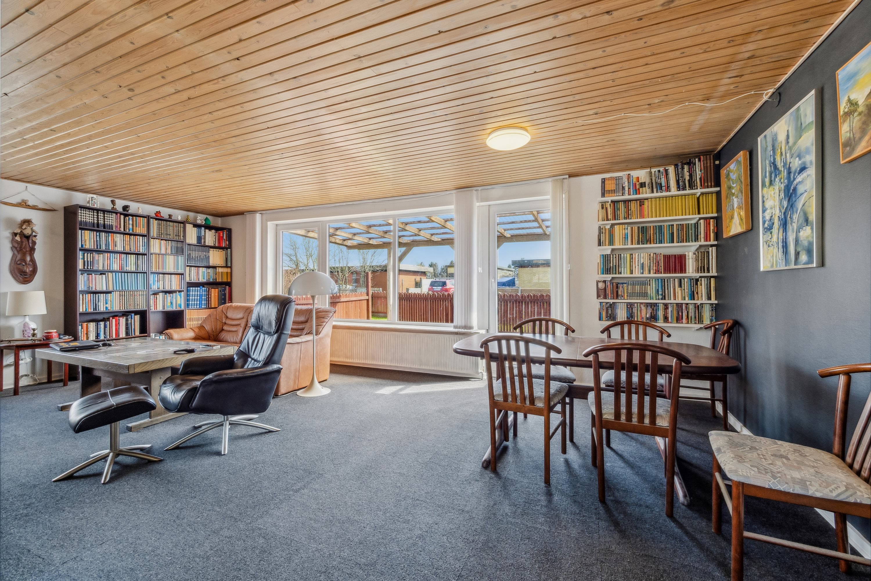 Fremhævet stue billede i fuldskærmstilstand. Billede af Gyvelvænget 169, 7730 Hanstholm