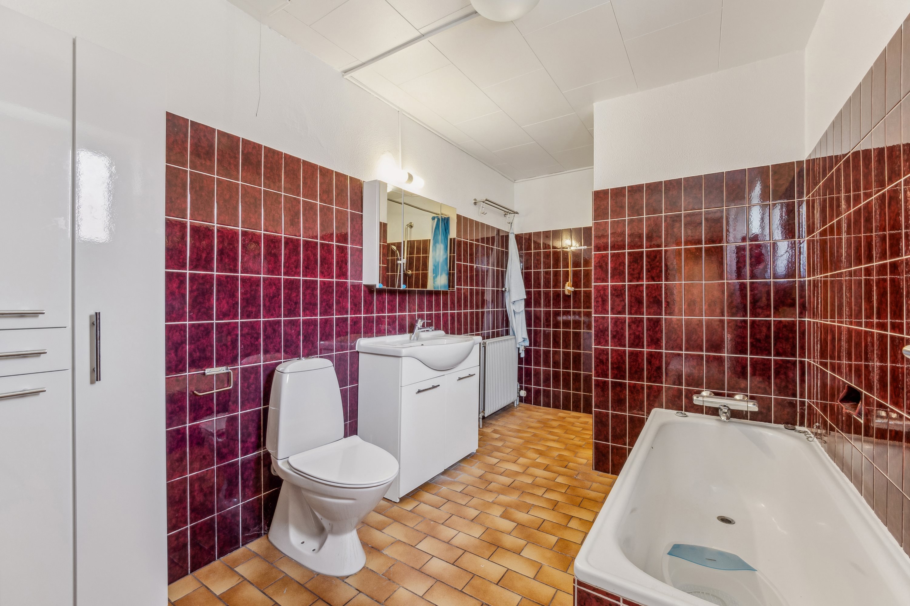 Fremhævet badeværelse billede i fuldskærmstilstand. Billede af Gyvelvænget 169, 7730 Hanstholm