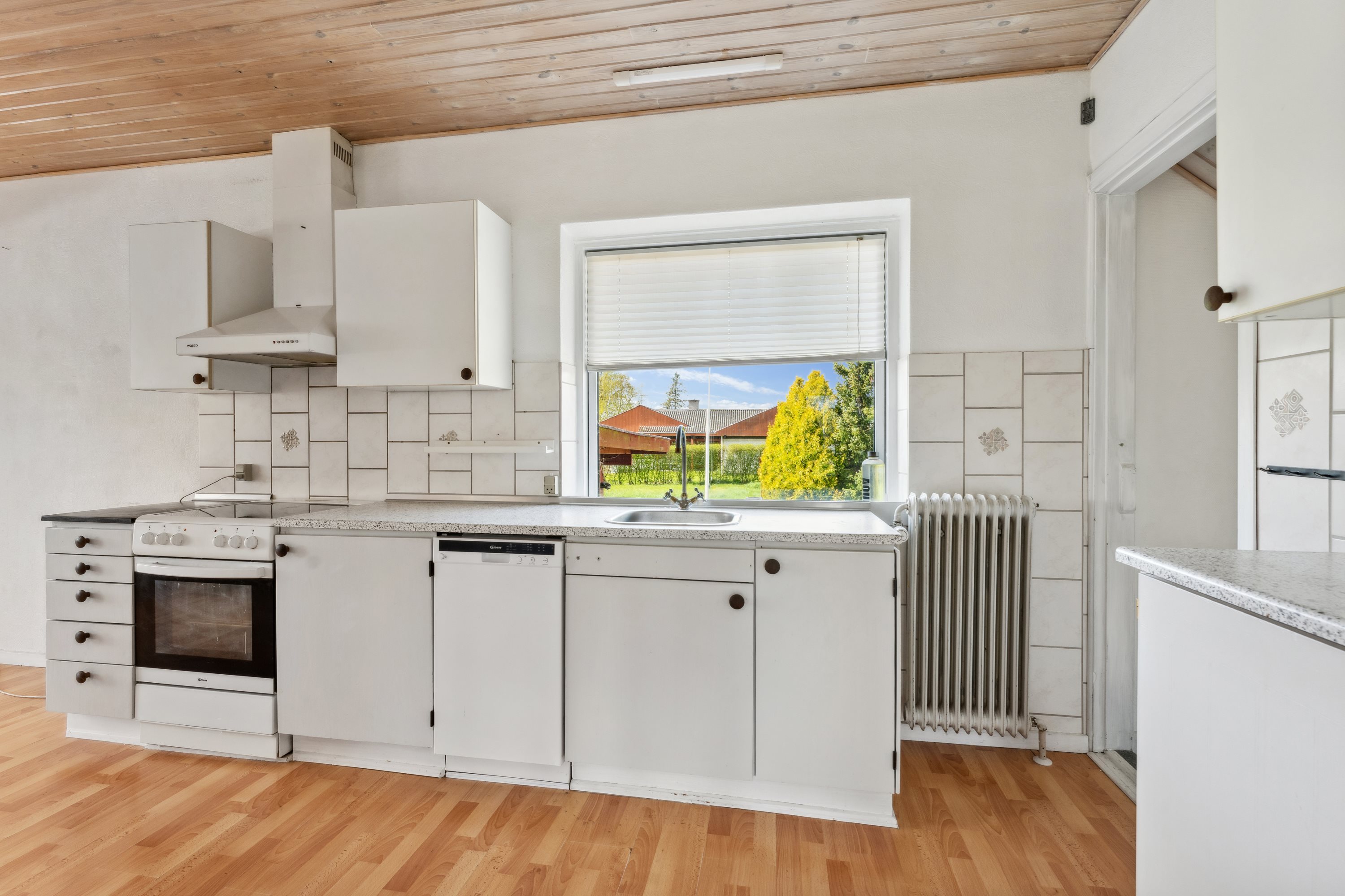 Fremhævet køkken billede i fuldskærmstilstand. Billede af Skibelundvej 32, 8850 Bjerringbro