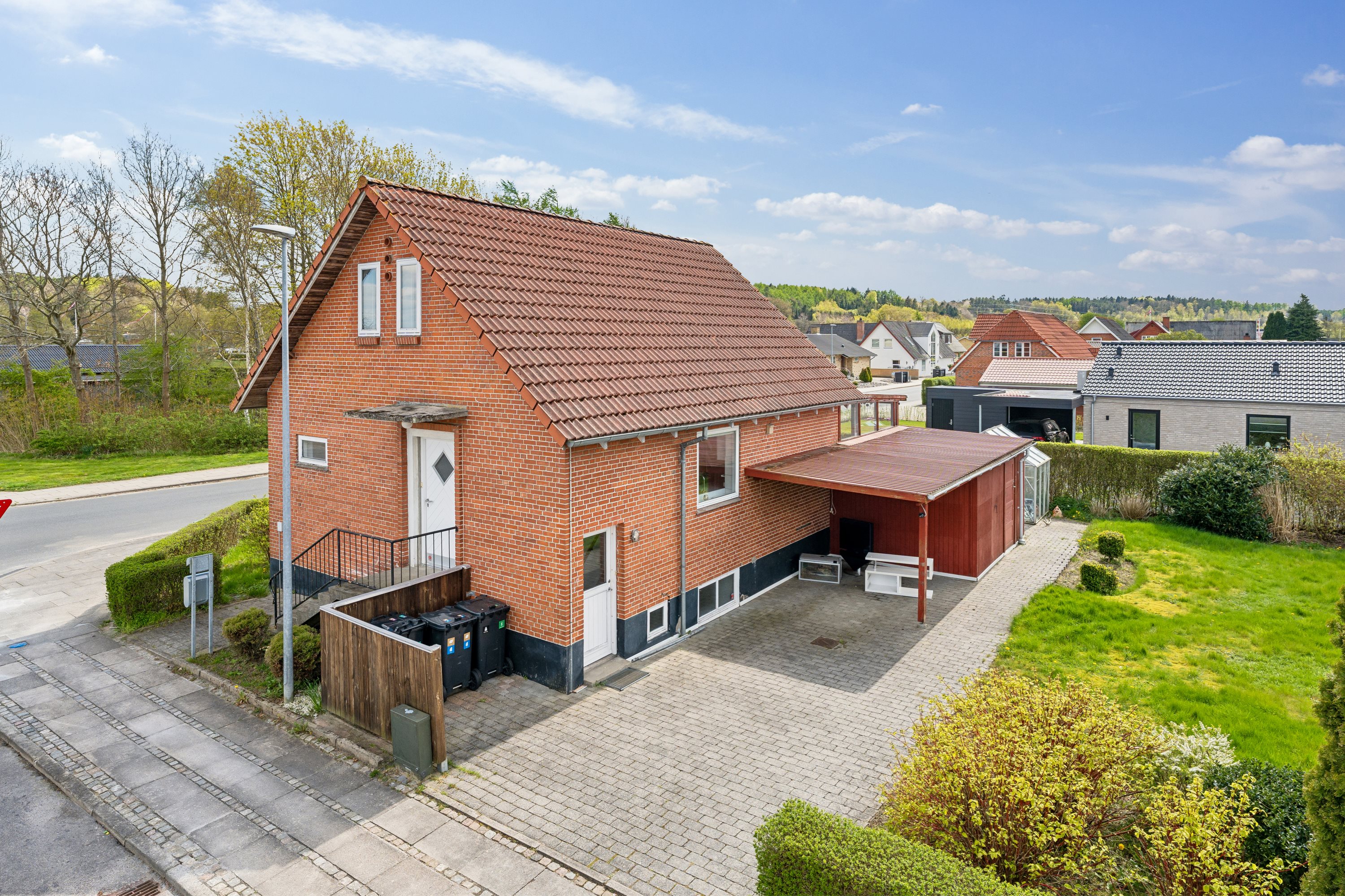 Fremhævet ejendom 1 billede i fuldskærmstilstand. Billede af Skibelundvej 32, 8850 Bjerringbro