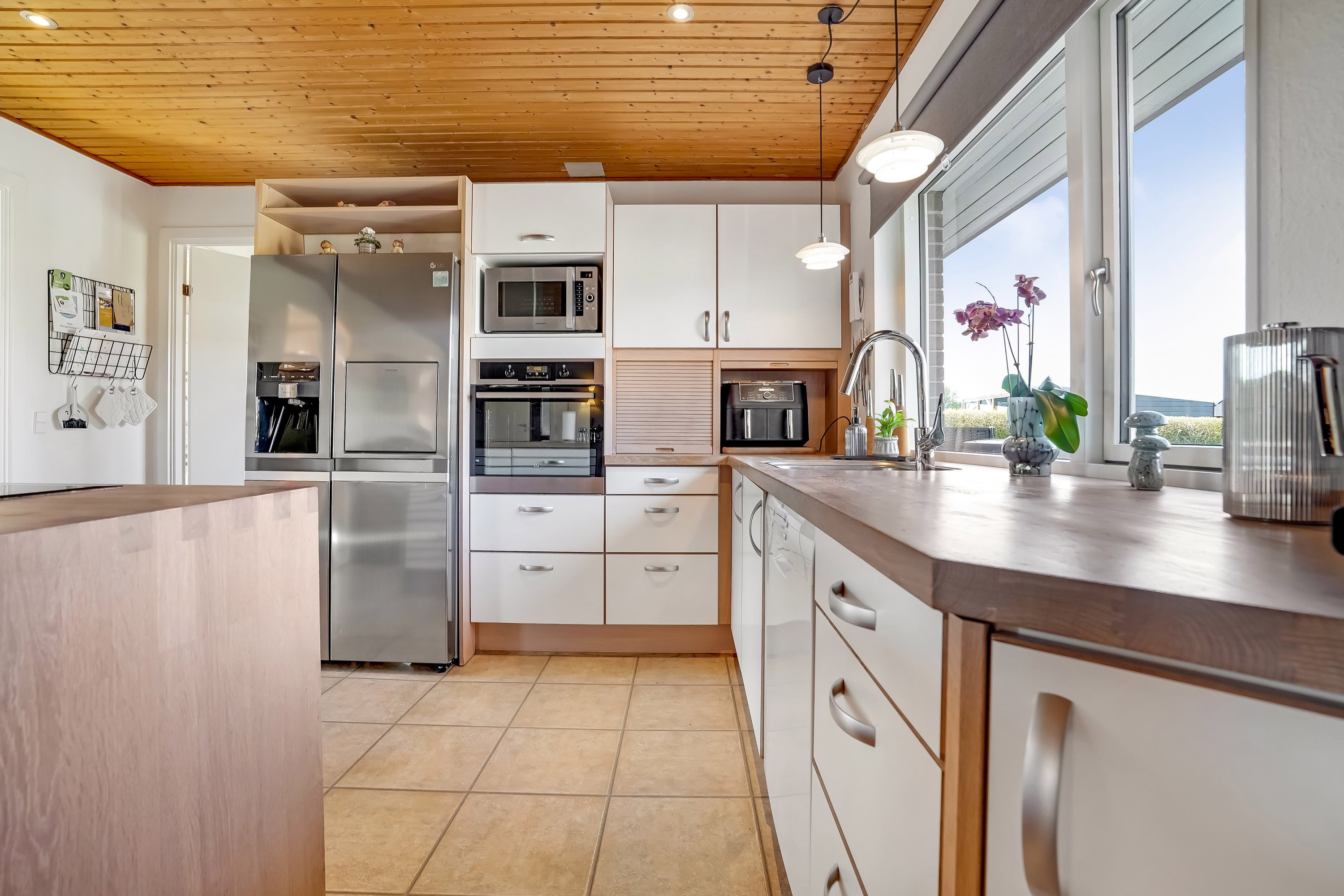 Fremhævet køkken billede i fuldskærmstilstand. Billede af Bøgevej 6, Aale, 7160 Tørring