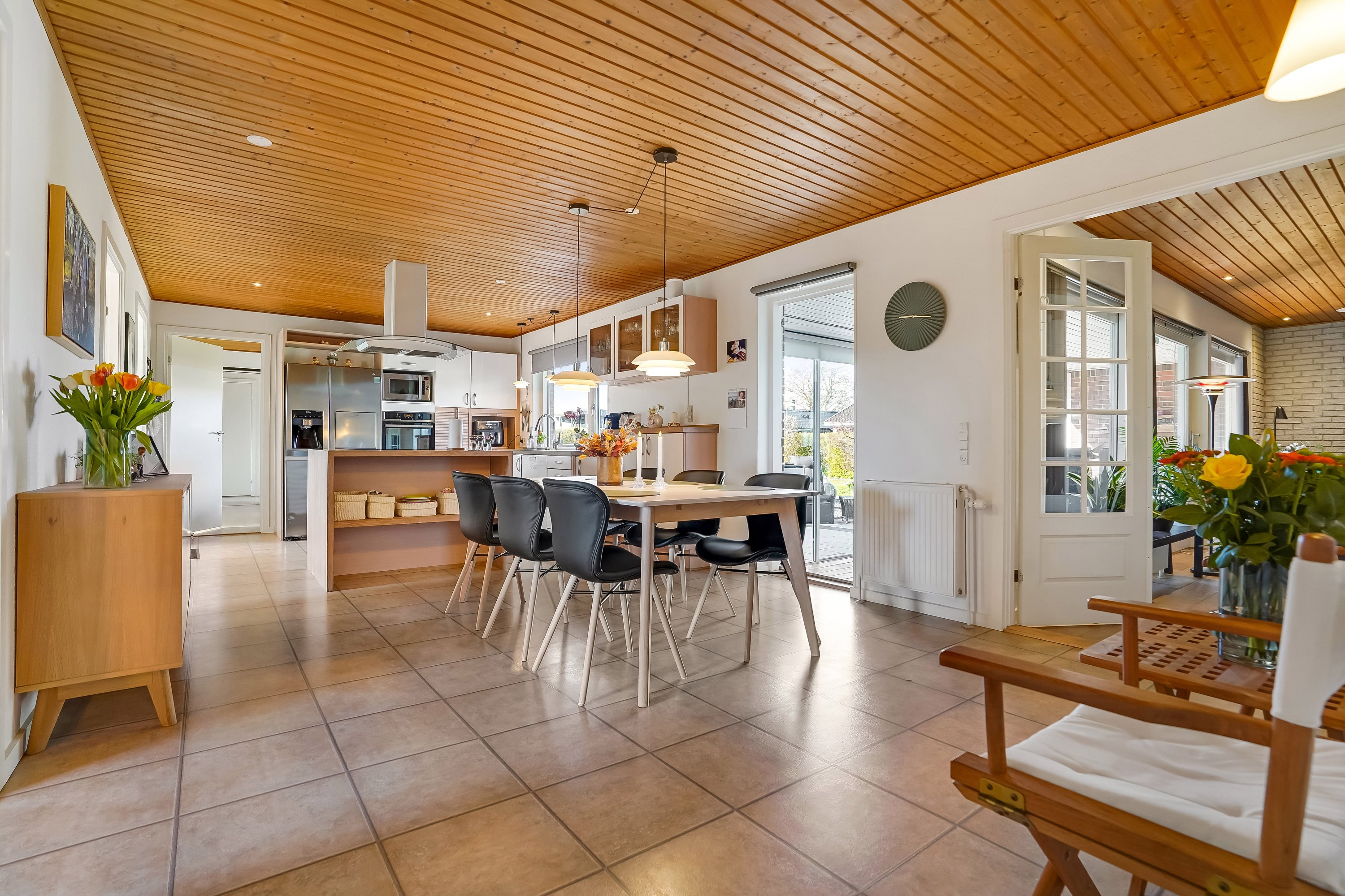 Fremhævet stue billede i fuldskærmstilstand. Billede af Bøgevej 6, Aale, 7160 Tørring