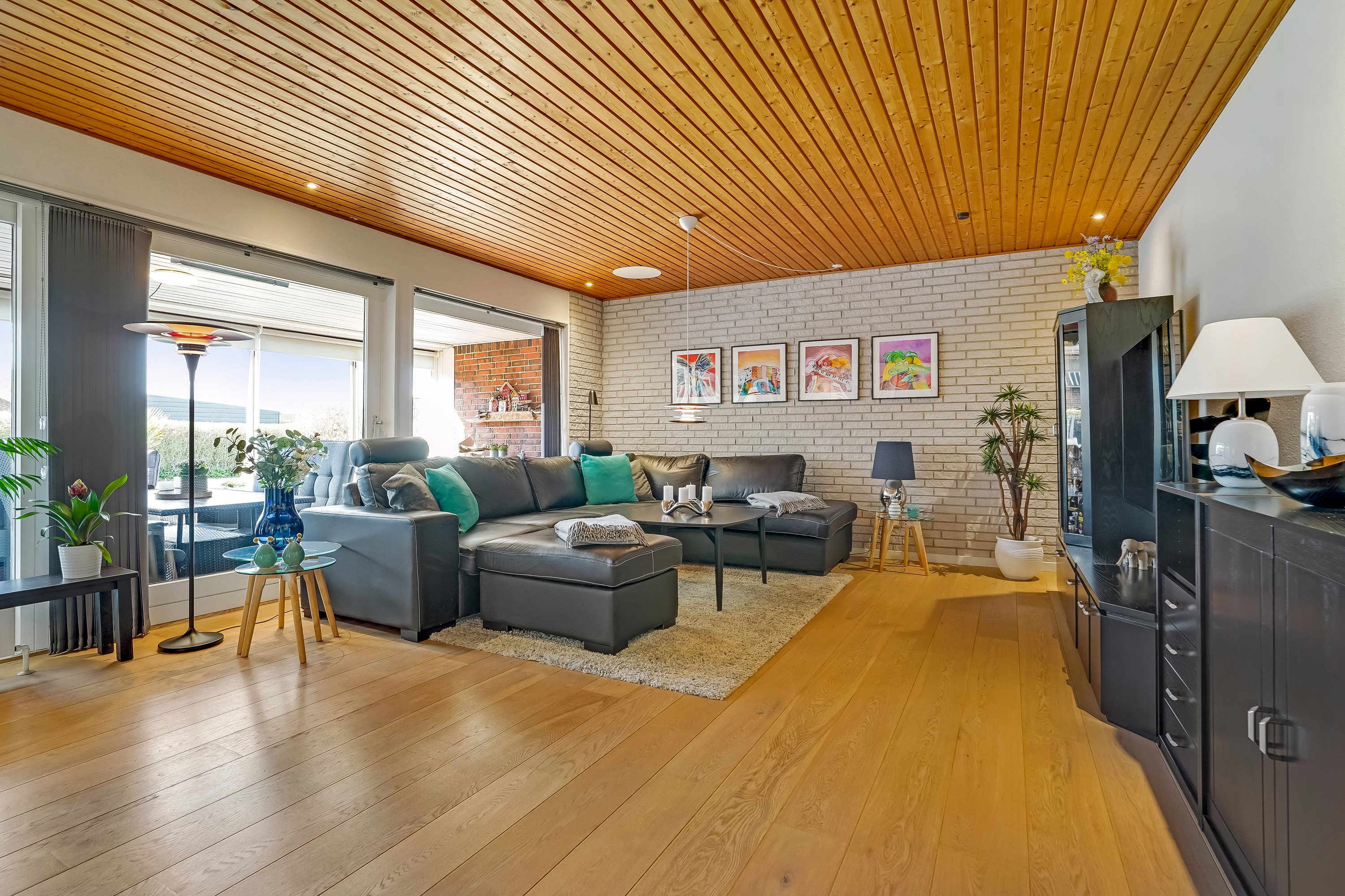 Fremhævet stue billede i fuldskærmstilstand. Billede af Bøgevej 6, Aale, 7160 Tørring