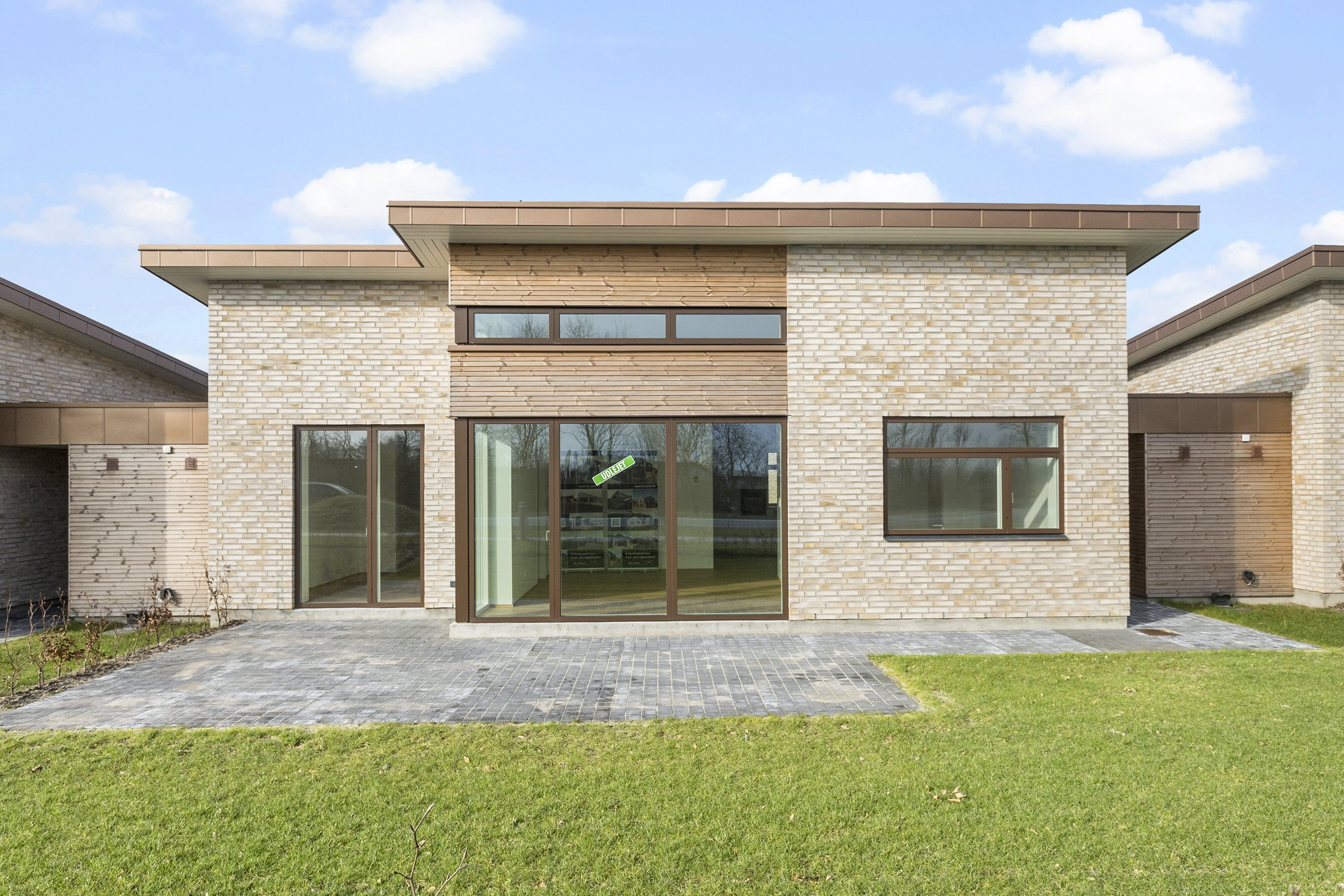 Fremhævet  billede i fuldskærmstilstand. Billede af Kongstedgårds Alle 10A, Askov, 6600 Vejen