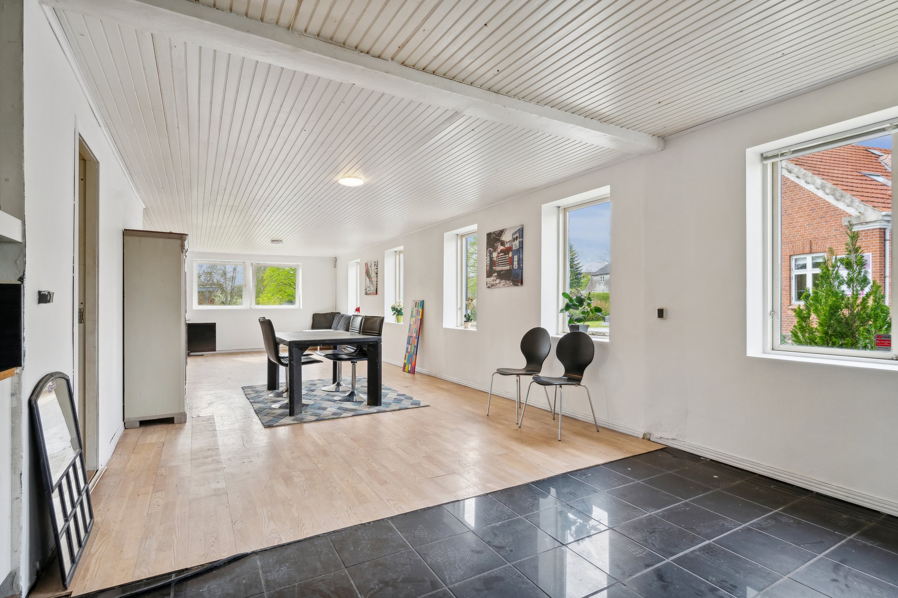 Fremhævet stue billede i fuldskærmstilstand. Billede af Lystrupvej 10, Lystrup, 8961 Allingåbro