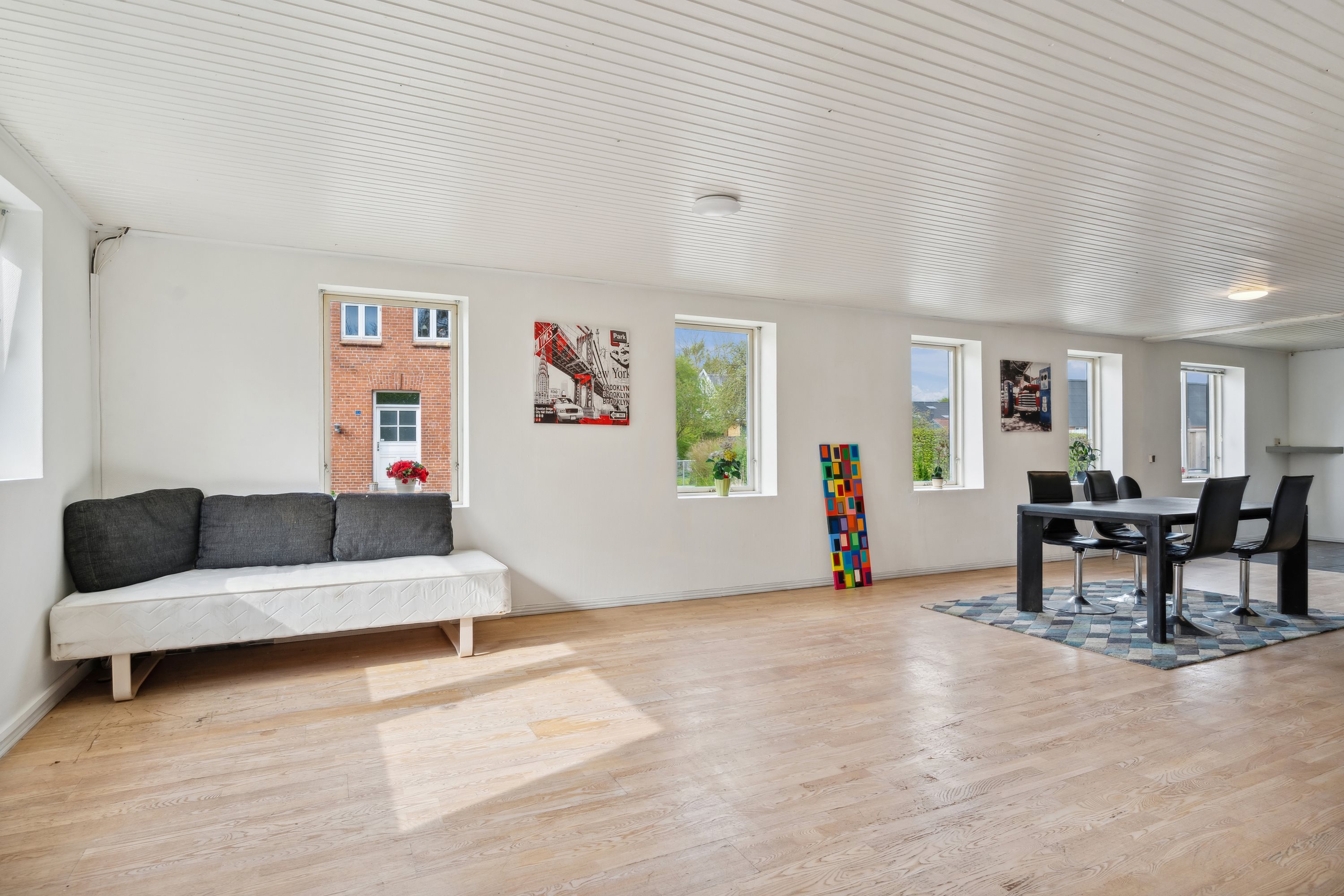 Fremhævet stue billede i fuldskærmstilstand. Billede af Lystrupvej 10, Lystrup, 8961 Allingåbro