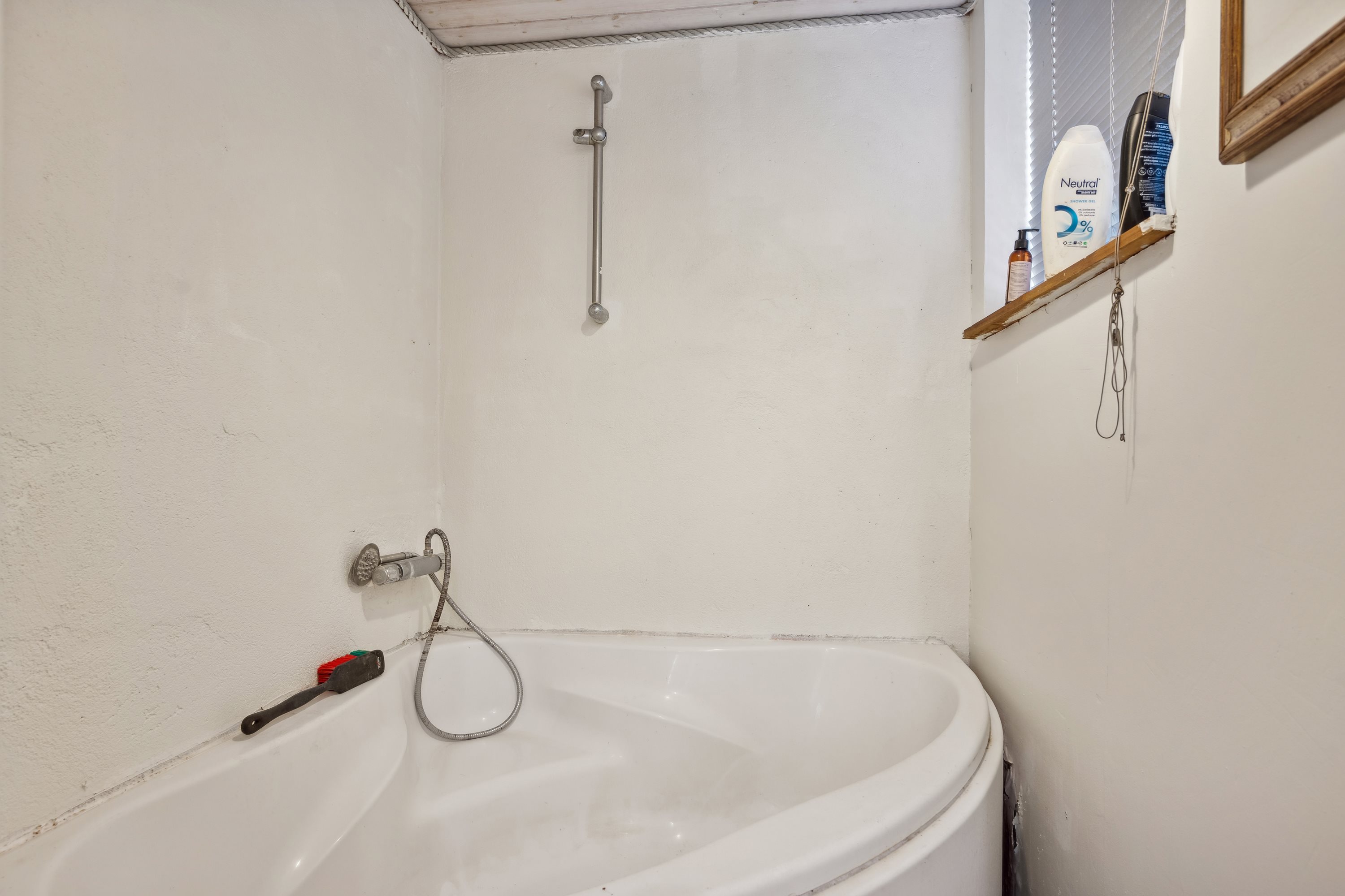 Fremhævet badeværelse billede i fuldskærmstilstand. Billede af Lystrupvej 10, Lystrup, 8961 Allingåbro