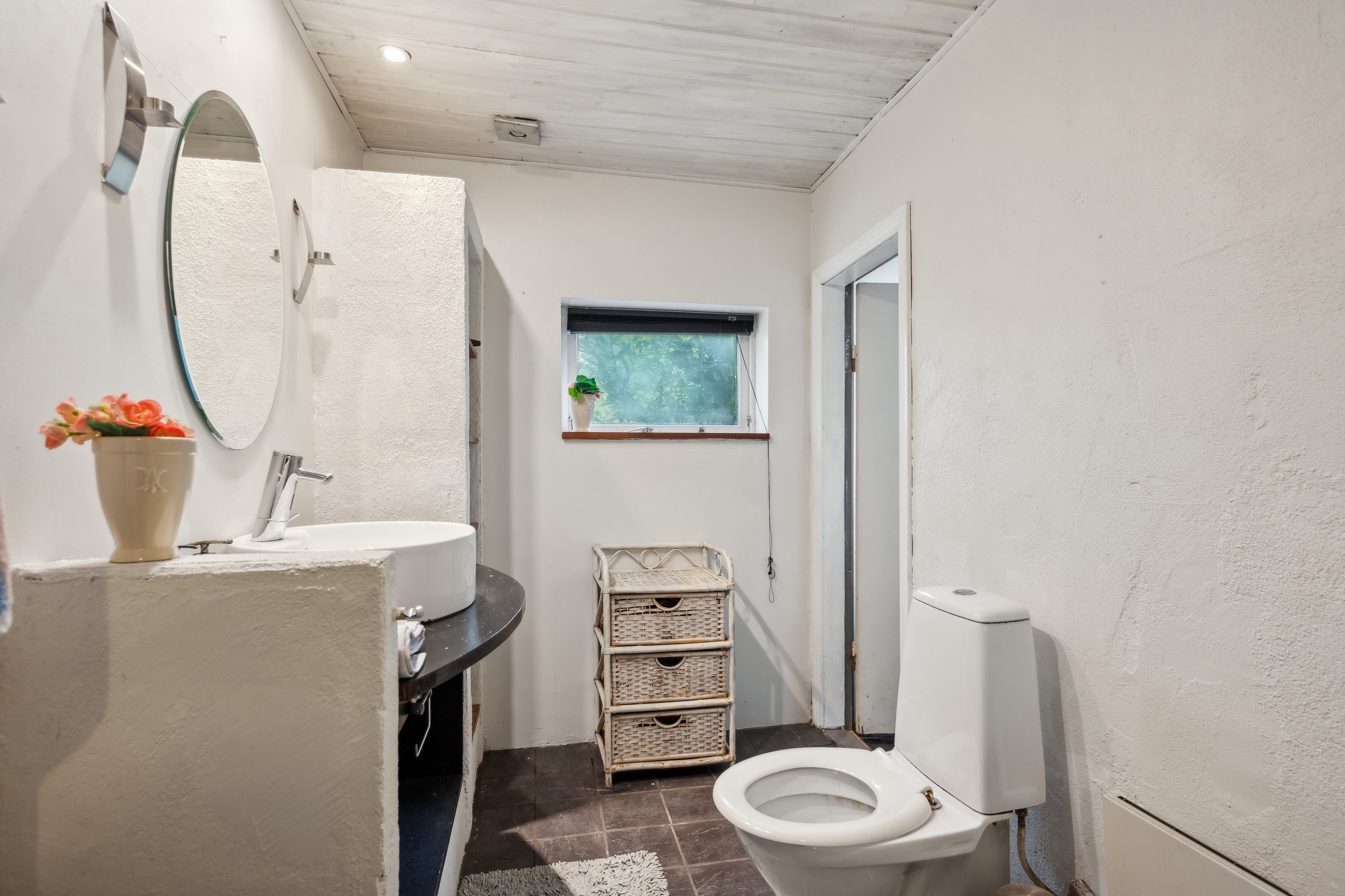 Fremhævet badeværelse billede i fuldskærmstilstand. Billede af Lystrupvej 10, Lystrup, 8961 Allingåbro