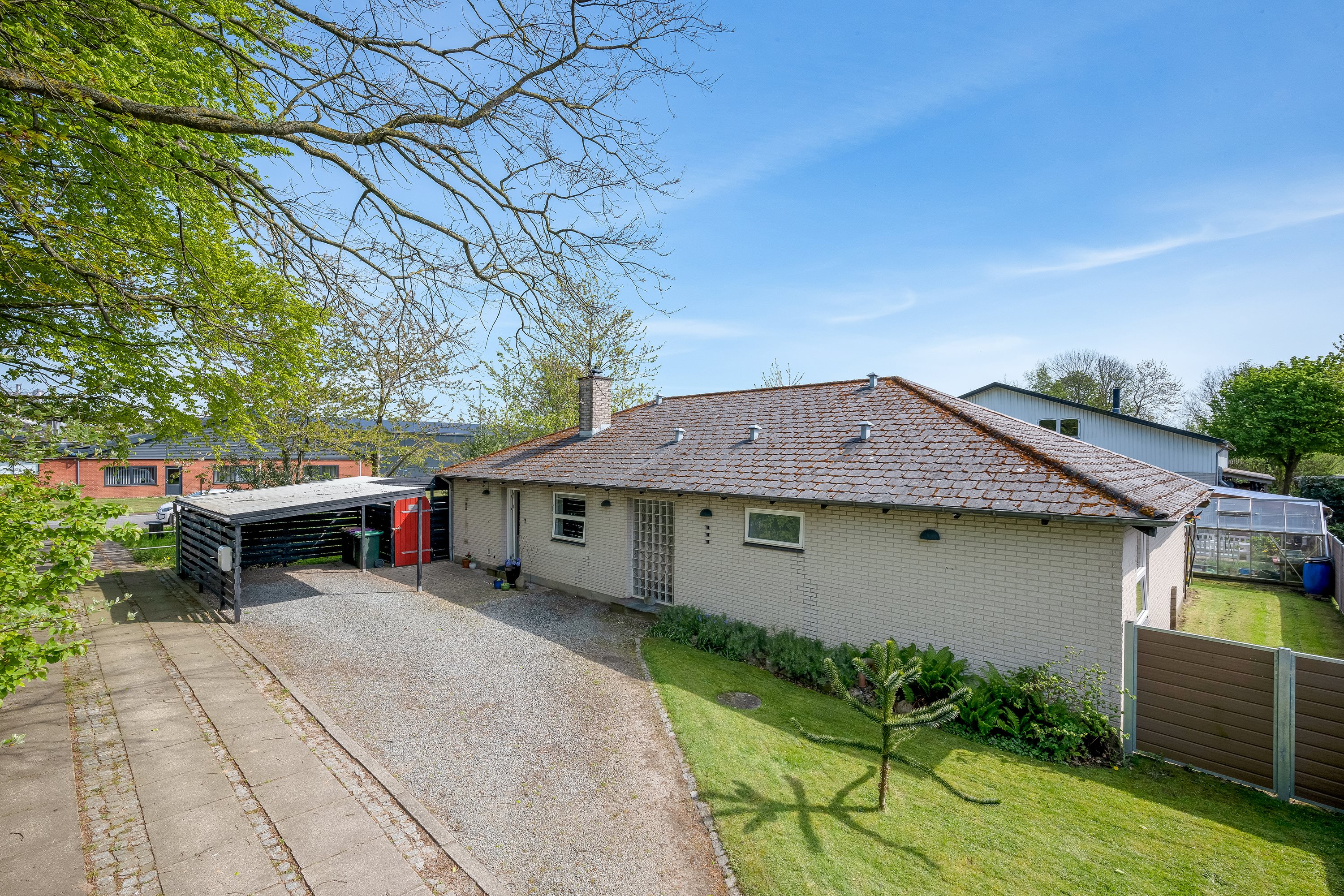 Miniaturebillede 1: facade. Billede af Snedkervej 1, 6270 Tønder