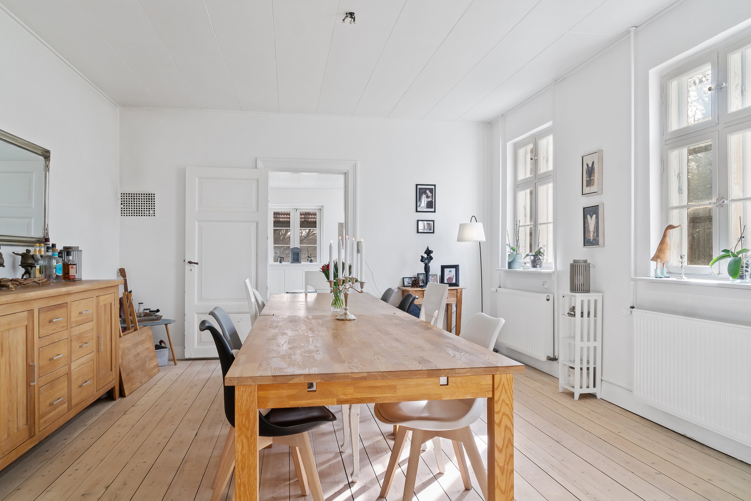 Fremhævet spisestue billede i fuldskærmstilstand. Billede af Christinelundsvej 36, 4720 Præstø