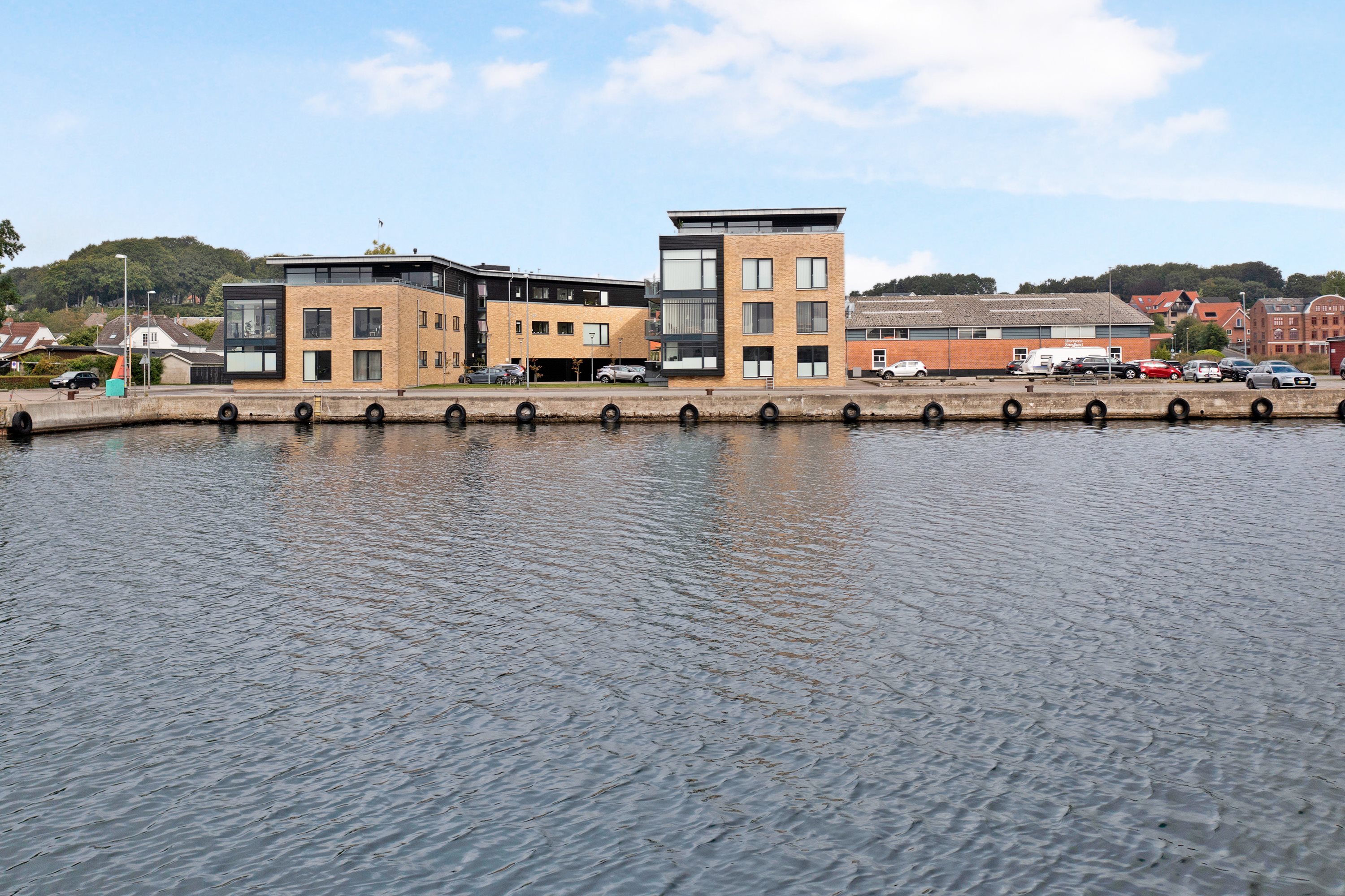 Fremhævet  billede i fuldskærmstilstand. Billede af Havnevej 15, 2. 3., 9560 Hadsund