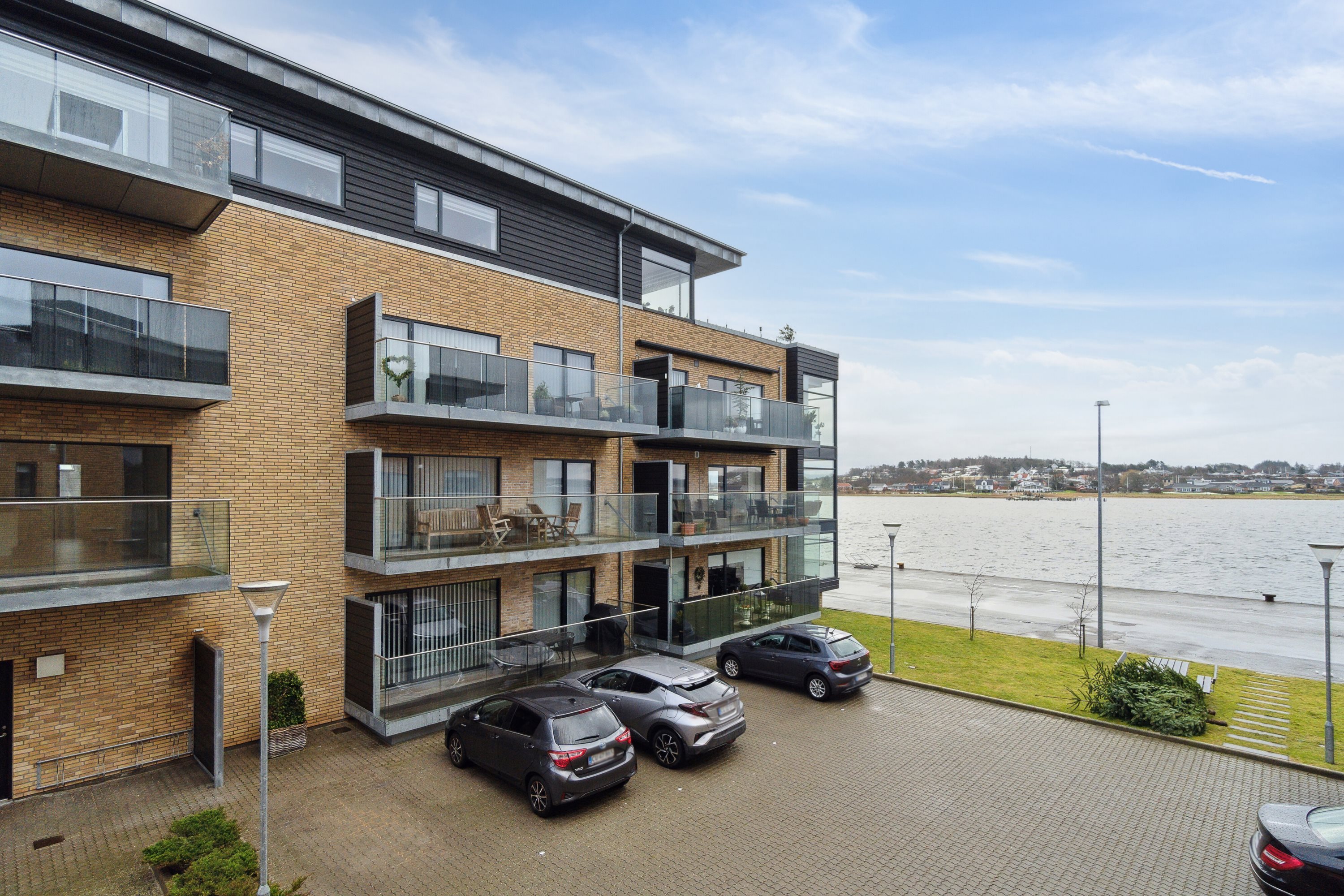 Fremhævet  billede i fuldskærmstilstand. Billede af Havnevej 15, 2. 3., 9560 Hadsund