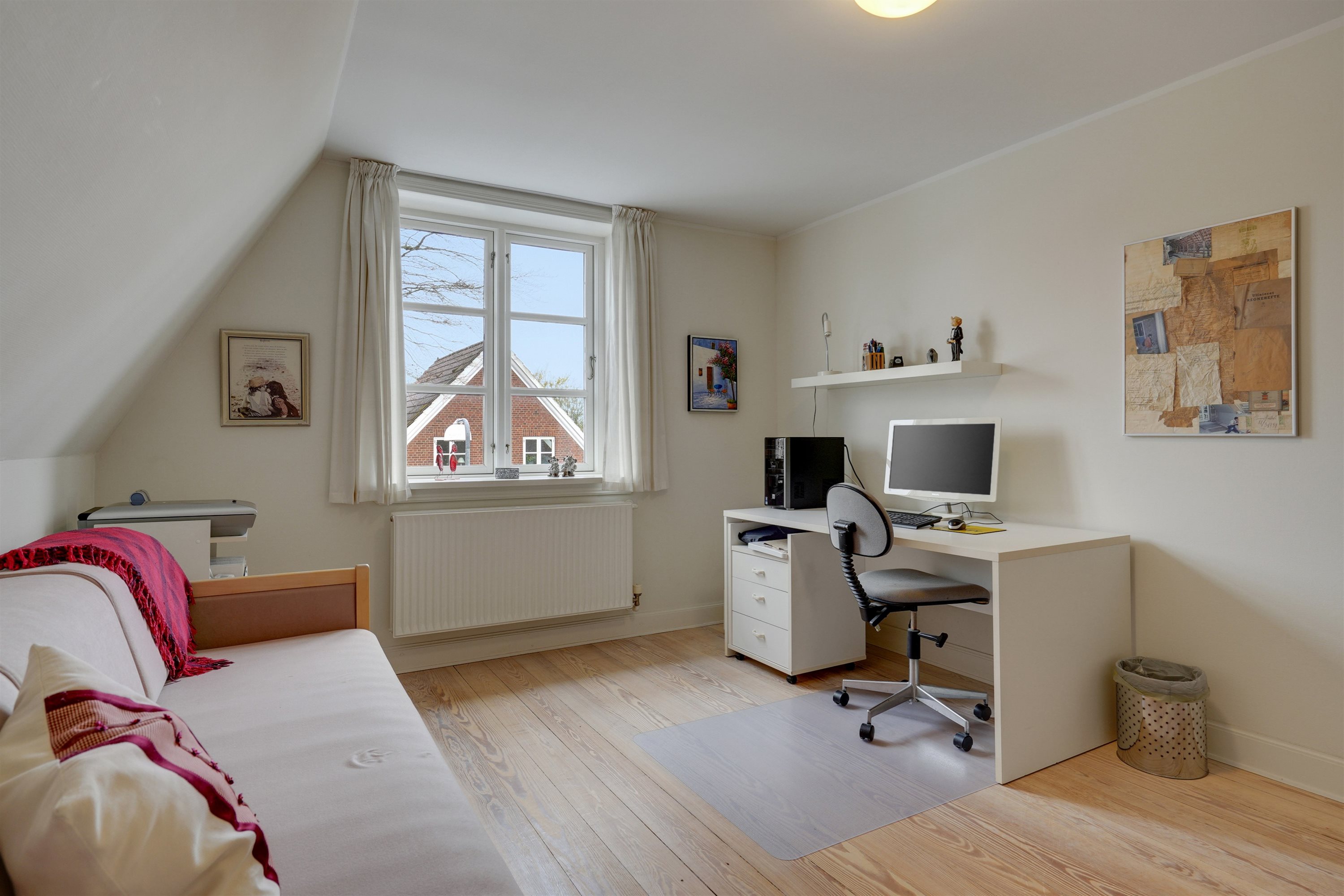 Fremhævet værelse billede i fuldskærmstilstand. Billede af Elmealle 8, 6800 Varde