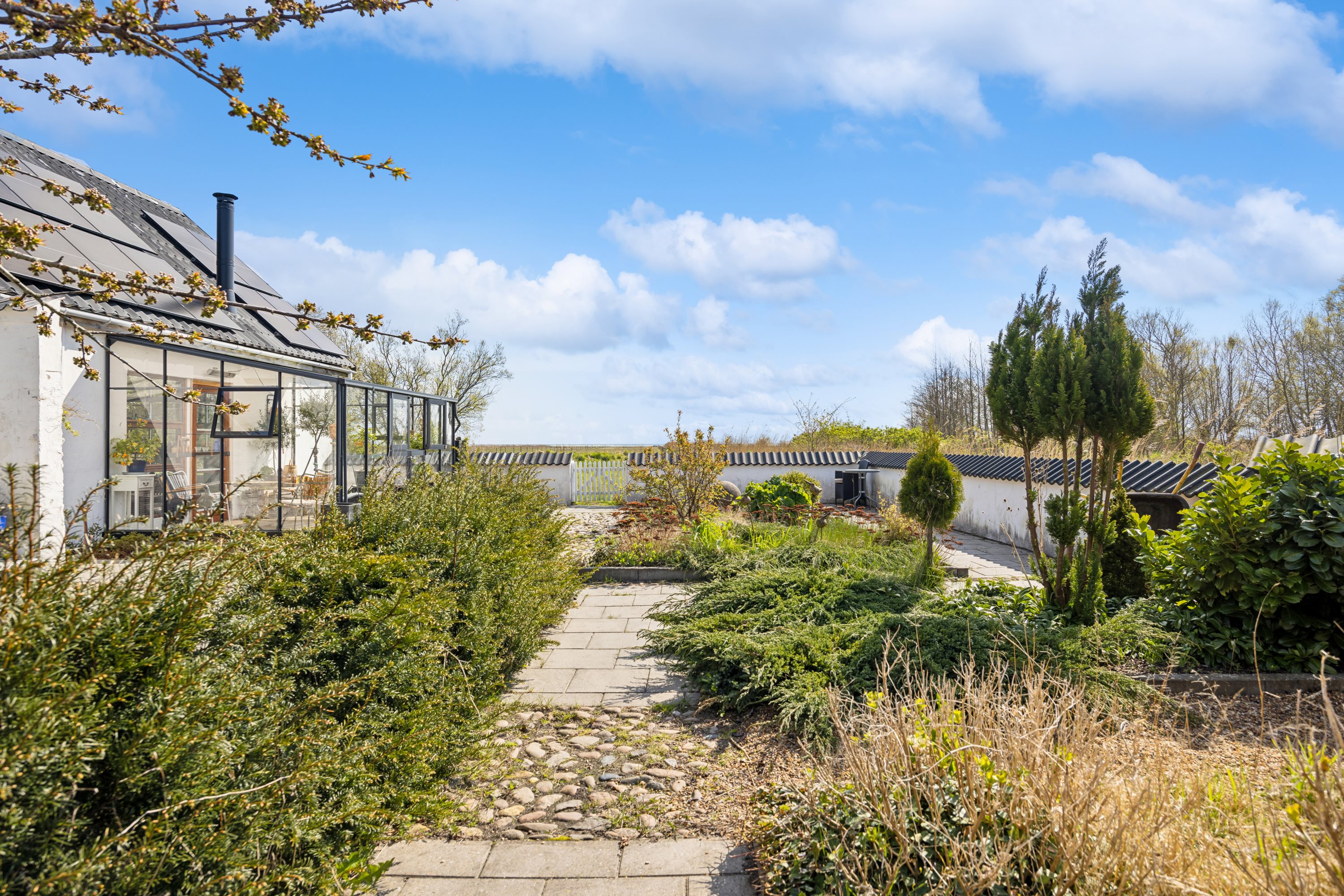 Fremhævet have billede i fuldskærmstilstand. Billede af Hou Engvej 46, Hou, 9370 Hals