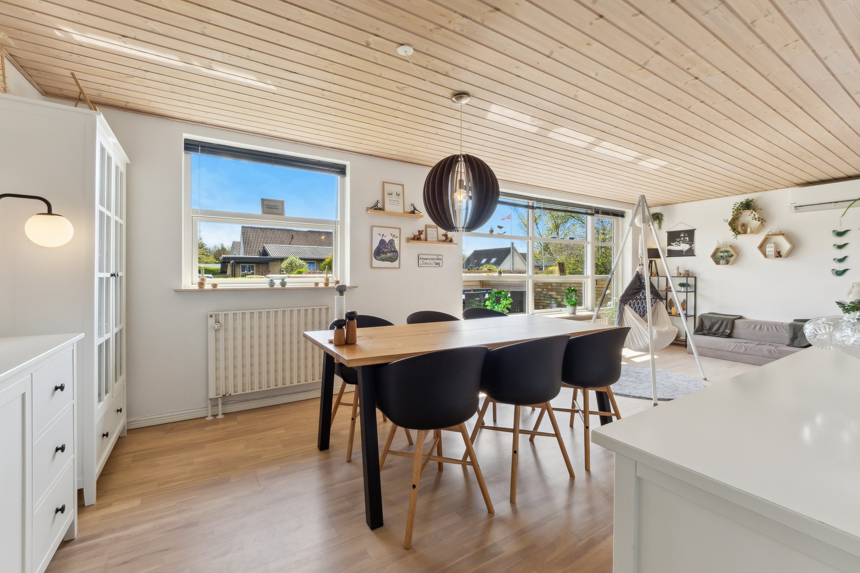 Fremhævet alrum billede i fuldskærmstilstand. Billede af Landlystvej 1, Vodstrup, 7900 Nykøbing M